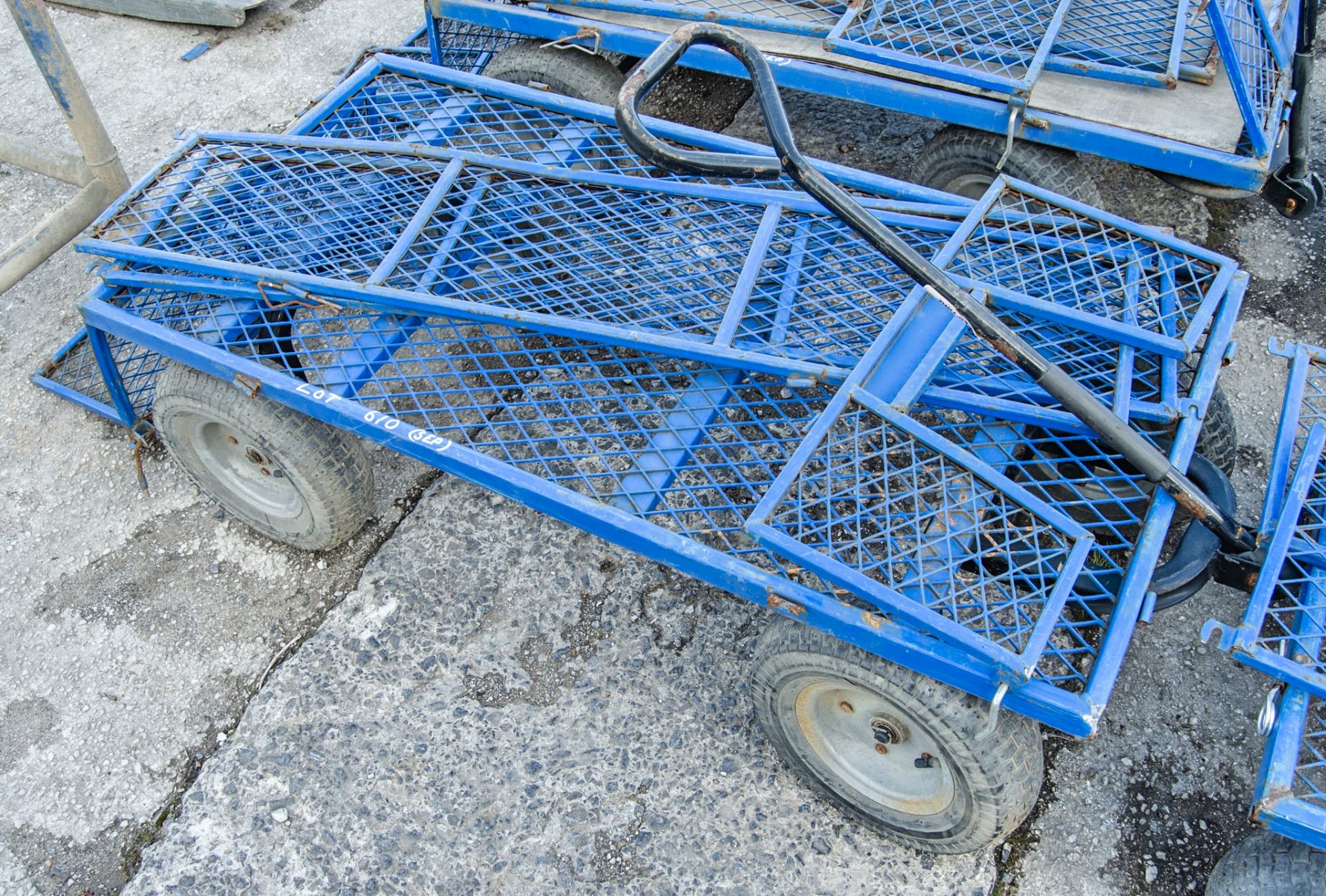 4 wheel turntable trolley