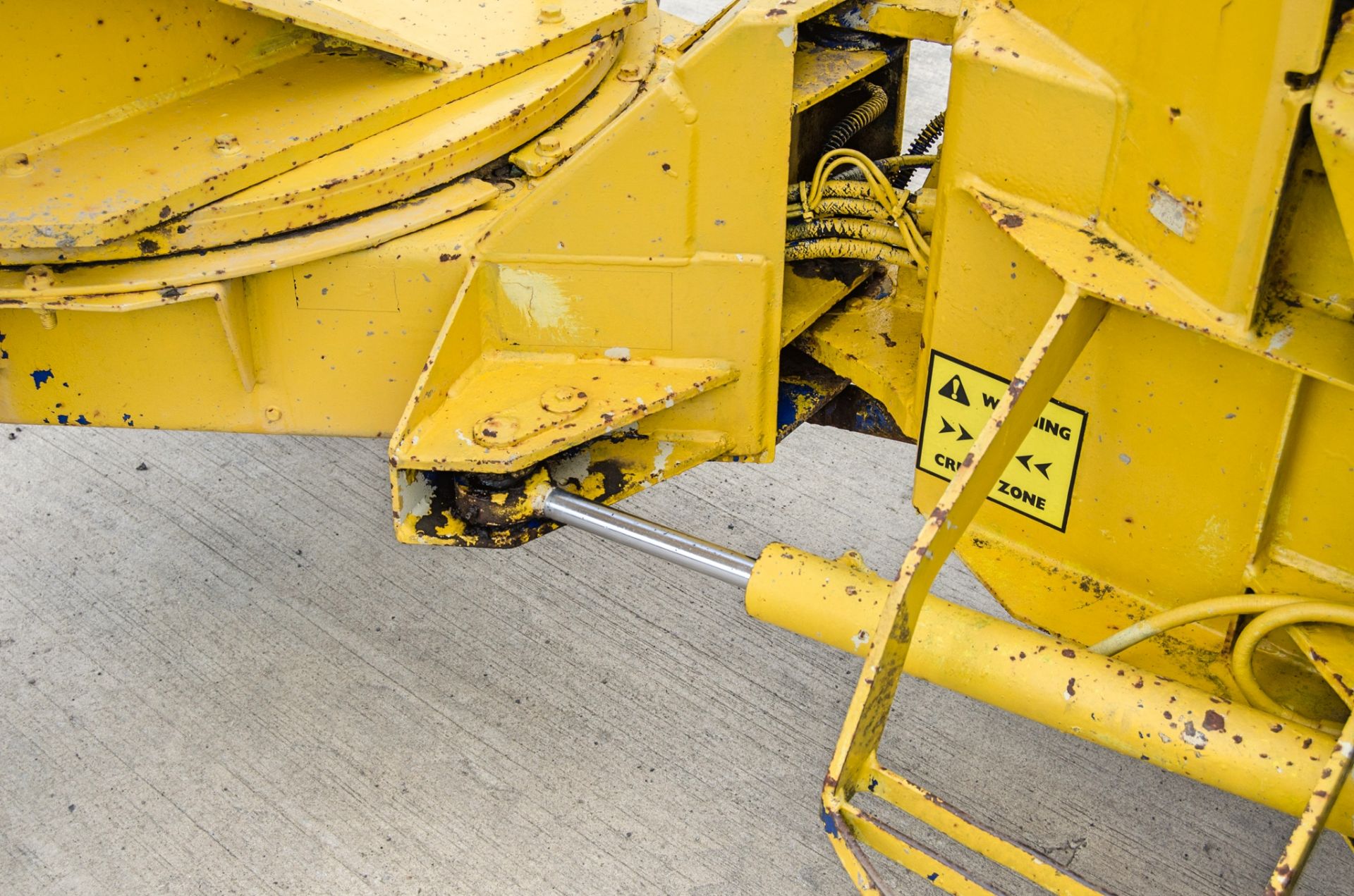 Thwaites 3 tonne swivel skip dumper fitted with Perkins 4 cylinder engine ** No VAT on hammer - Image 13 of 16