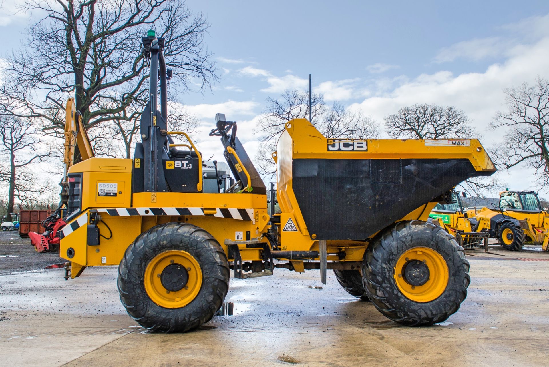 JCB 9 tonne straight skip dumper Year of manufacture: 2018 Year of model: 2019 S/N: 2780314 Recorded - Image 8 of 24