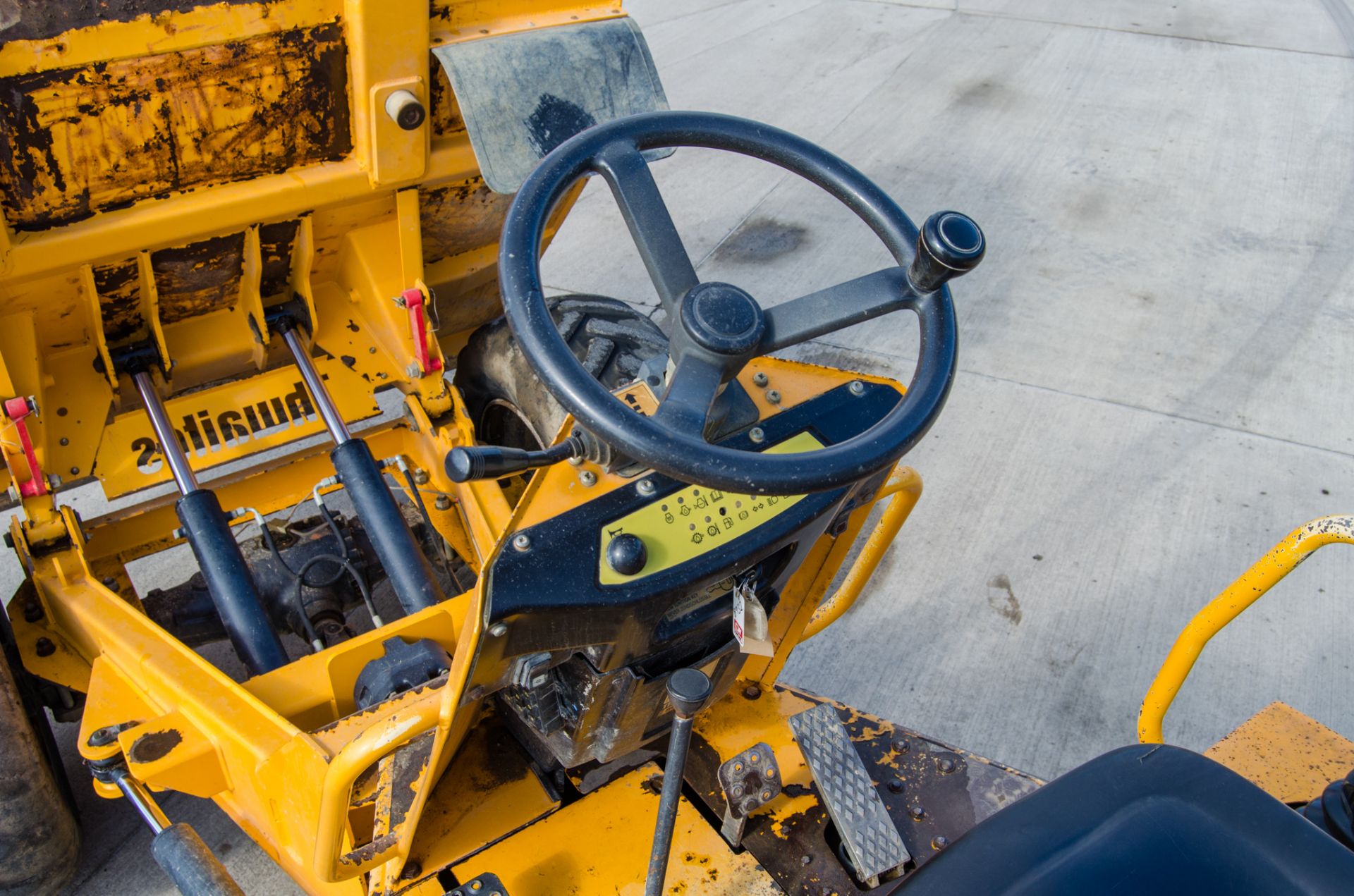 Thwaites 9 tonne straight skip dumper Year: 2016 S/N: 206794 Recorded Hours: 2773 E324841 - Image 19 of 22