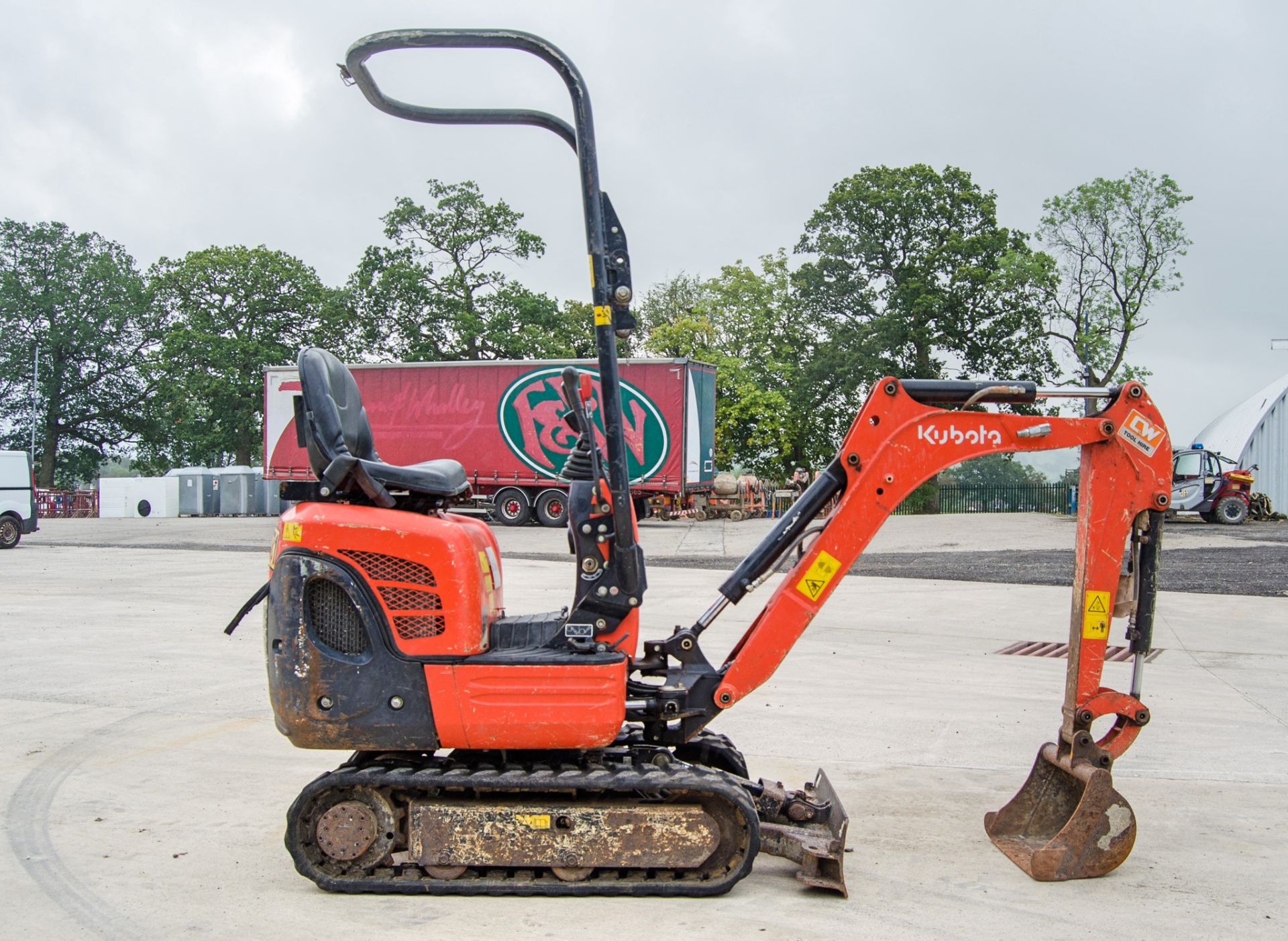 Kubota K008-3 0.8 tonne rubber tracked mini excavator Year: 2018 S/N: 31461 Recorded Hours: 1204 - Image 8 of 26