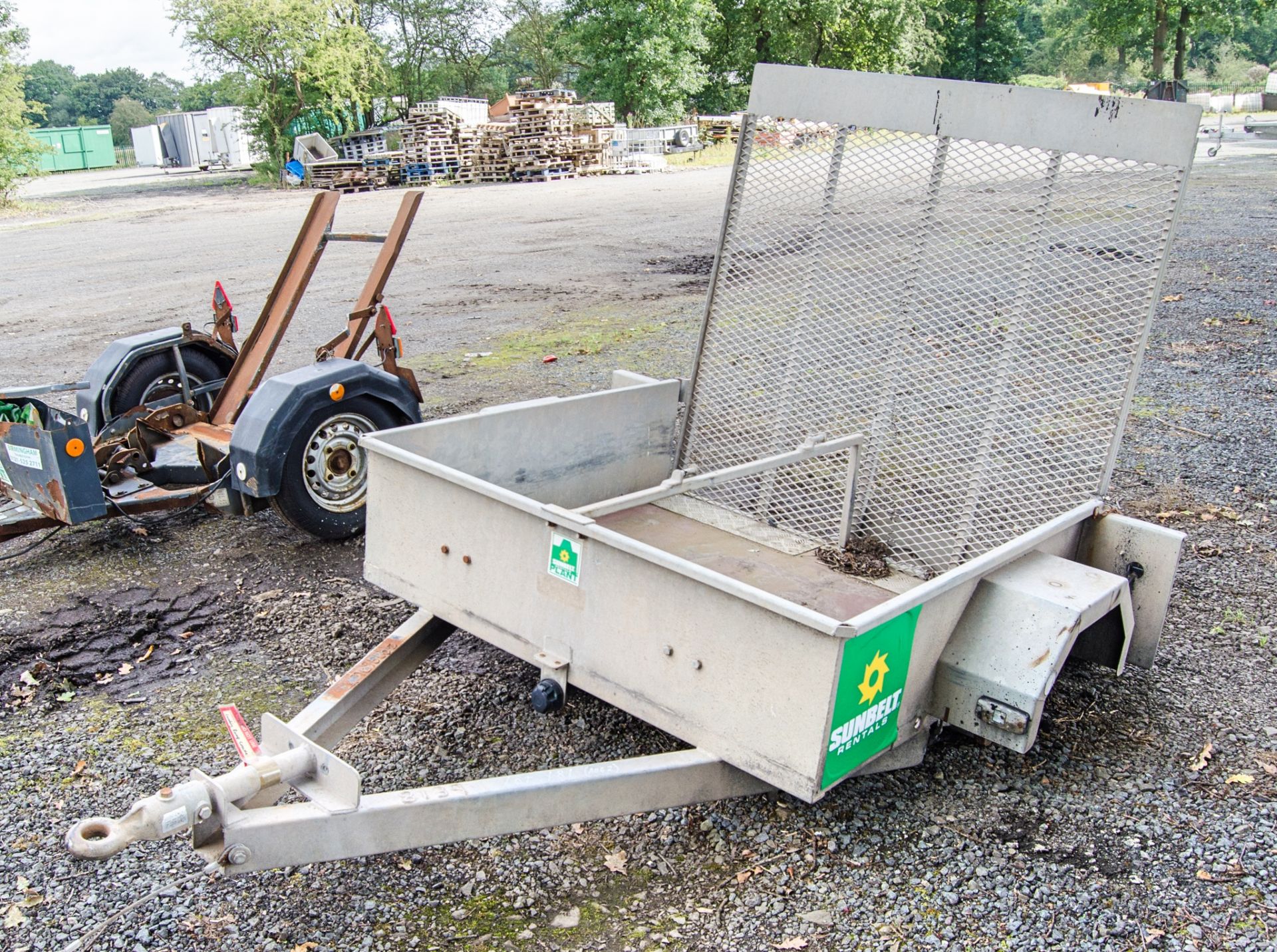 Hazlewood single axle traffic light trailer S/N: 8139 ** One wheel missing ** A979694T