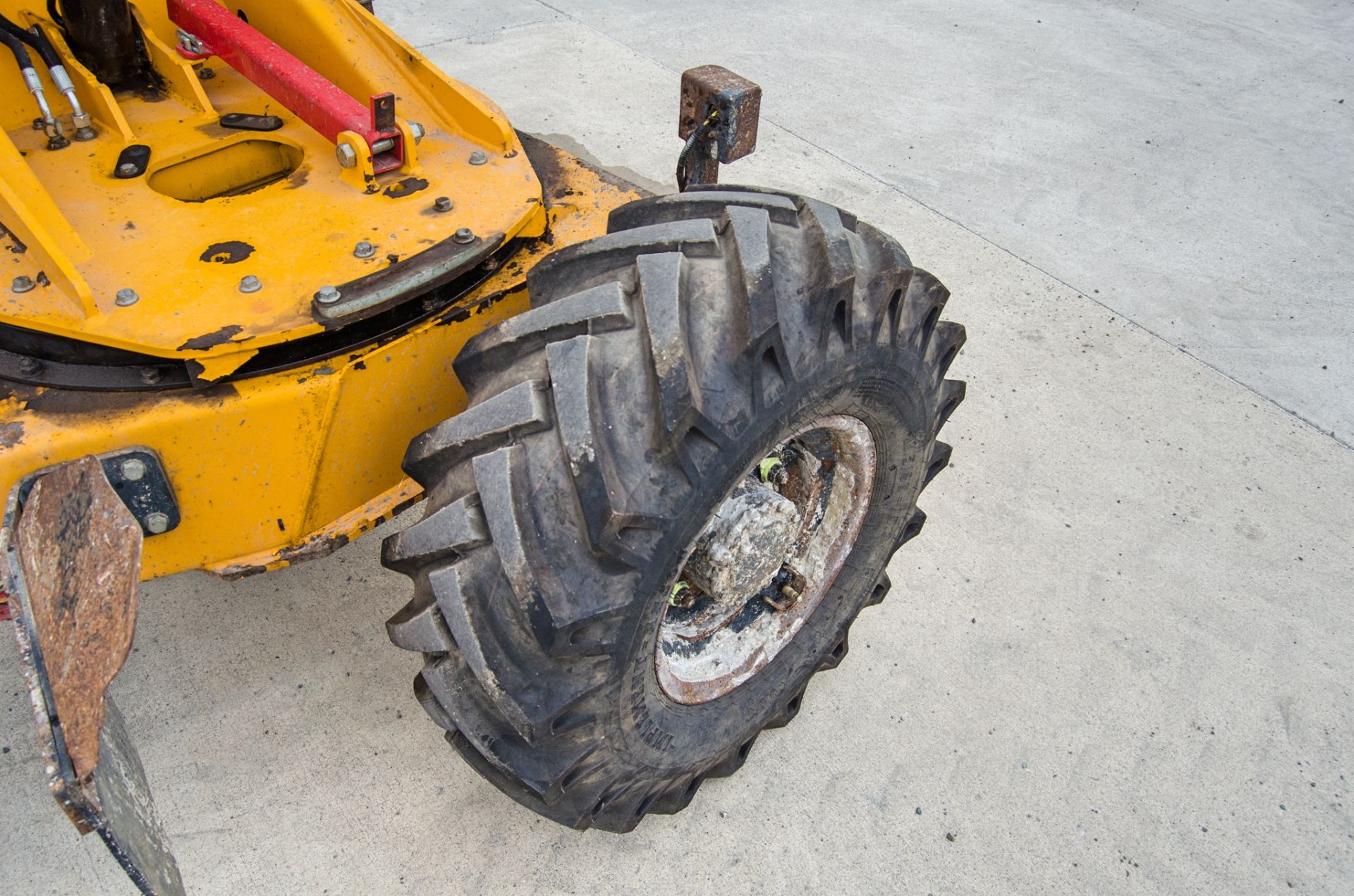 Thwaites 3 tonne swivel skip dumper Year: 2015 S/N: 1509D2634 Recorded Hours: 1281 A682491 c/w V5 - Image 12 of 22