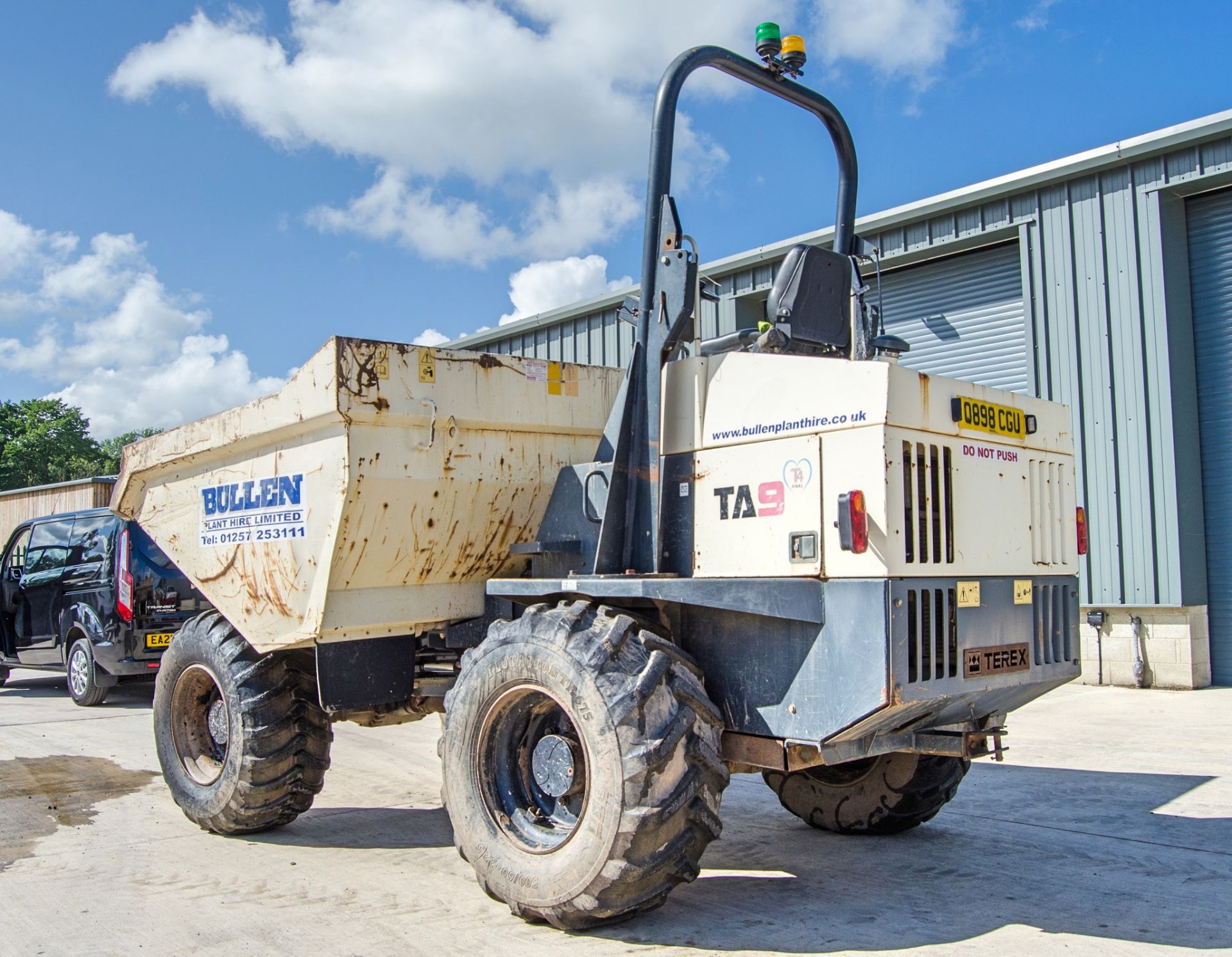 Terex 9 tonne straight skip dumper Year: 2015 S/N: EPG6345 Recorded Hours: 2390 - Image 4 of 23