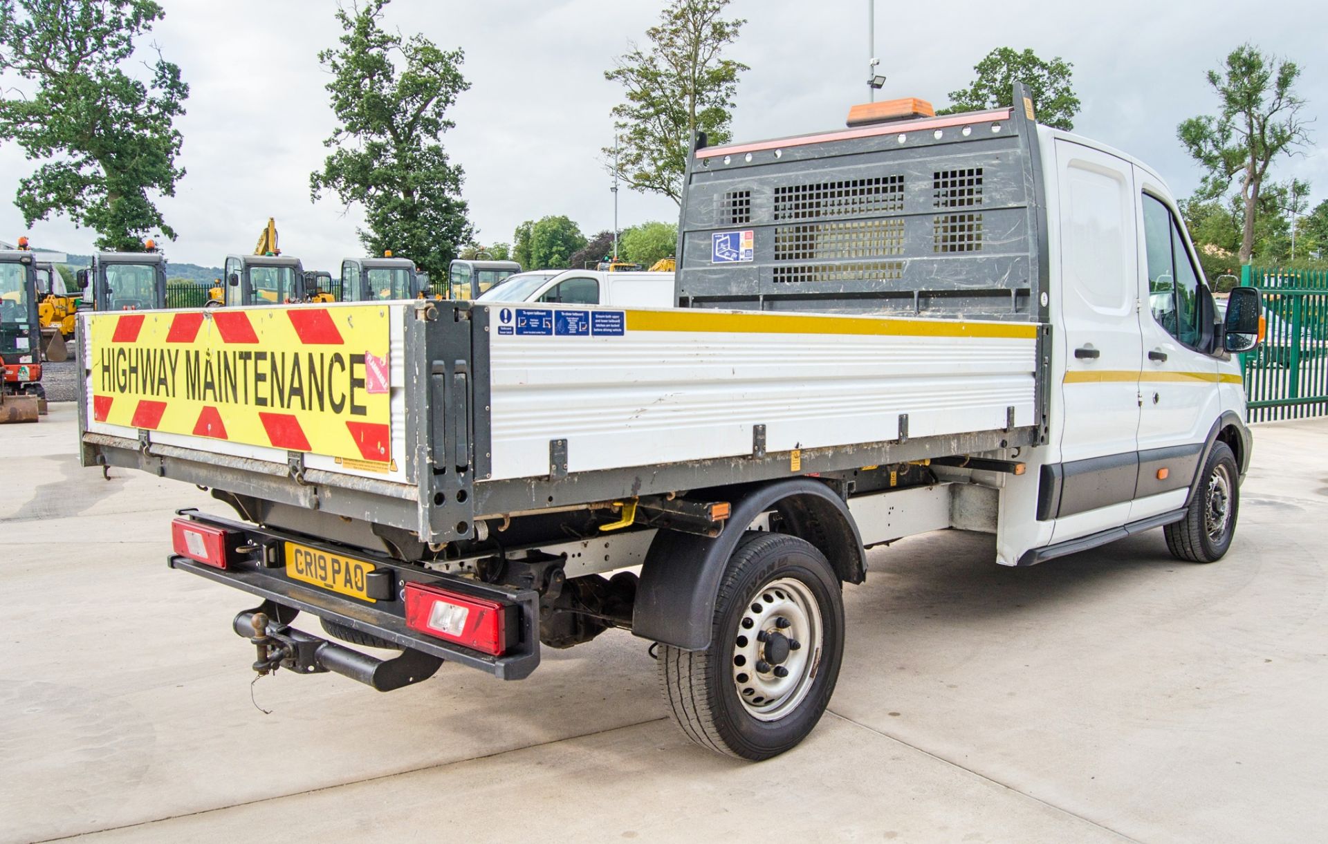 Ford Transit 350 1995cc diesel tipper Registration Number: CR19 PAO Date of Registration: 14/08/2019 - Image 3 of 36