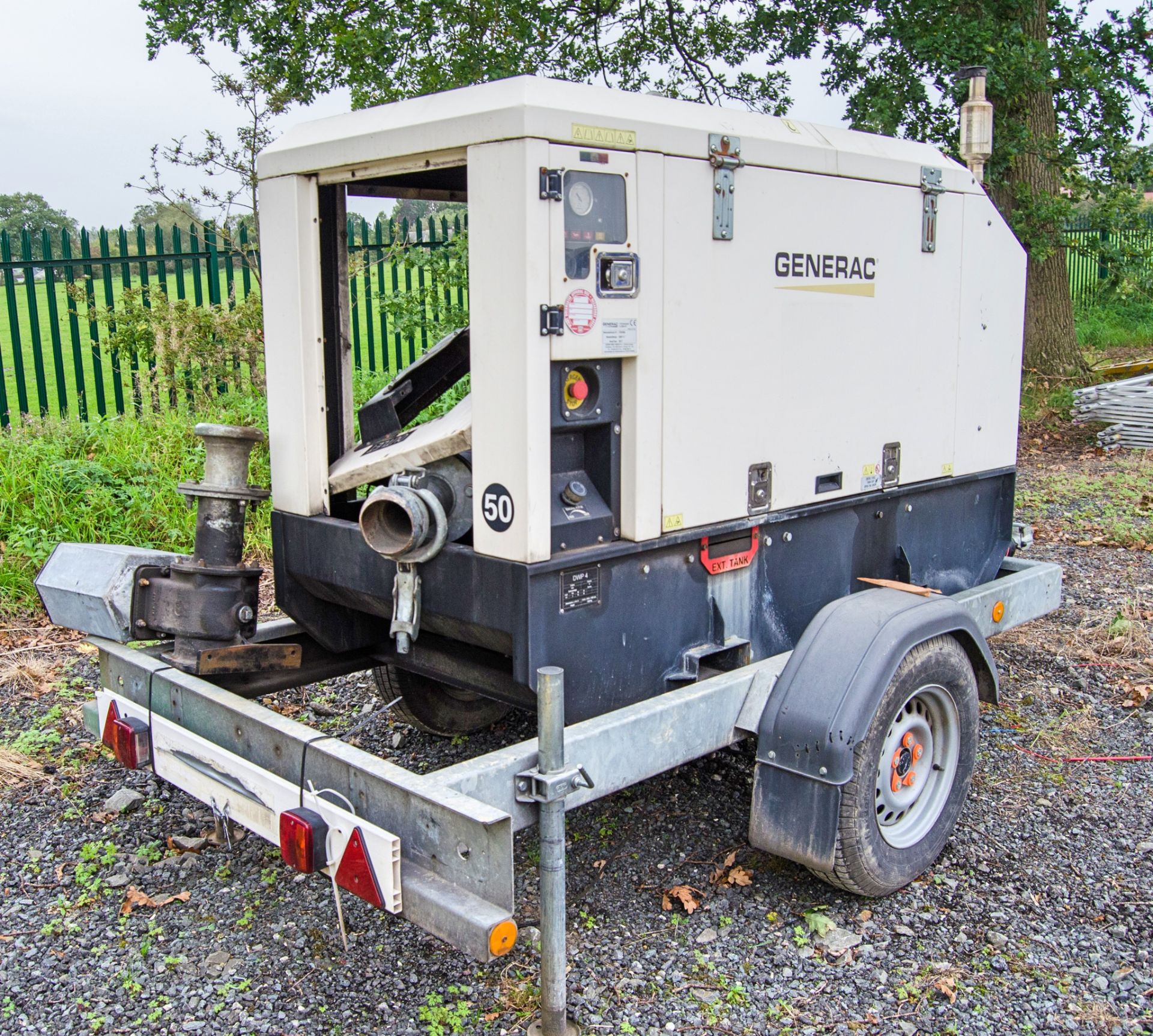 Generac DWP4 diesel driven fat tow water pump for spares Year: 2017 S/N: 1703368 Recorded Hours: - Image 2 of 8