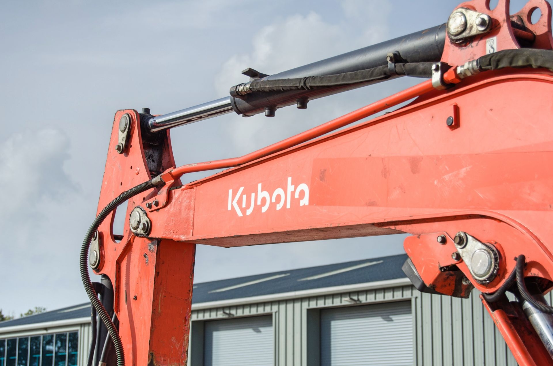 Kubota U48-4 5 tonne rubber tracked excavator Year: 2014 S/N: 051893 Recorded Hours: 3940 blade, - Image 14 of 25