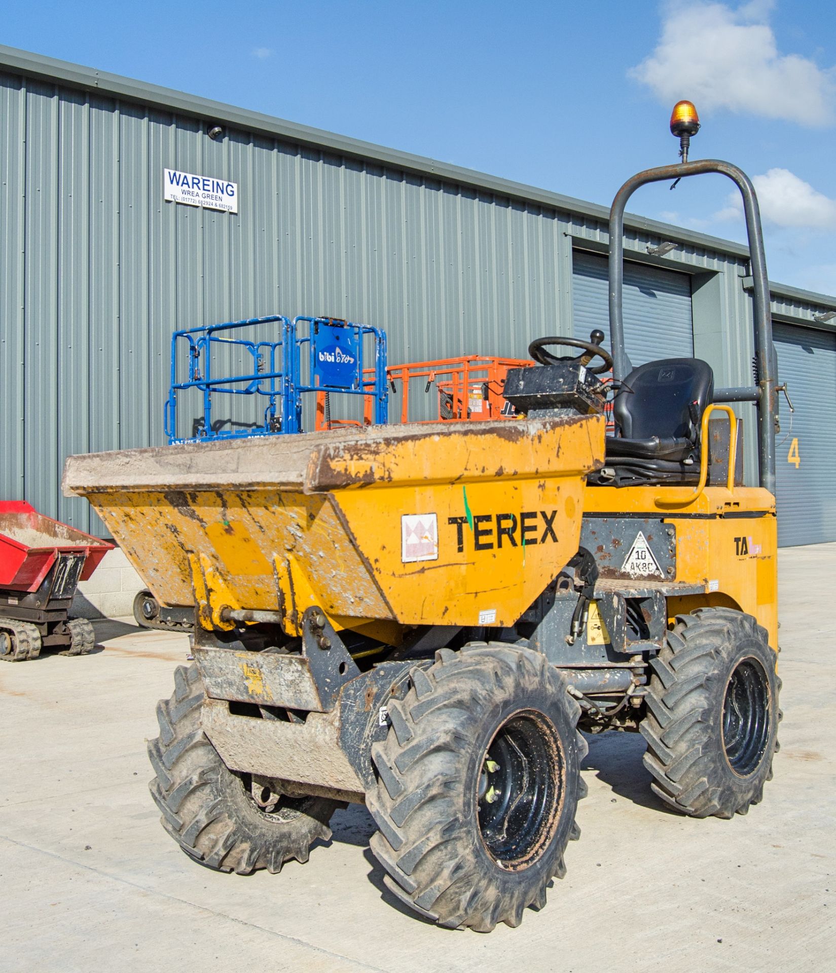 Terex TA1EH 1 tonne hi-tip dumper Year: 2014 S/N: EE9NY2095 Recorded Hours: 1424 A644704