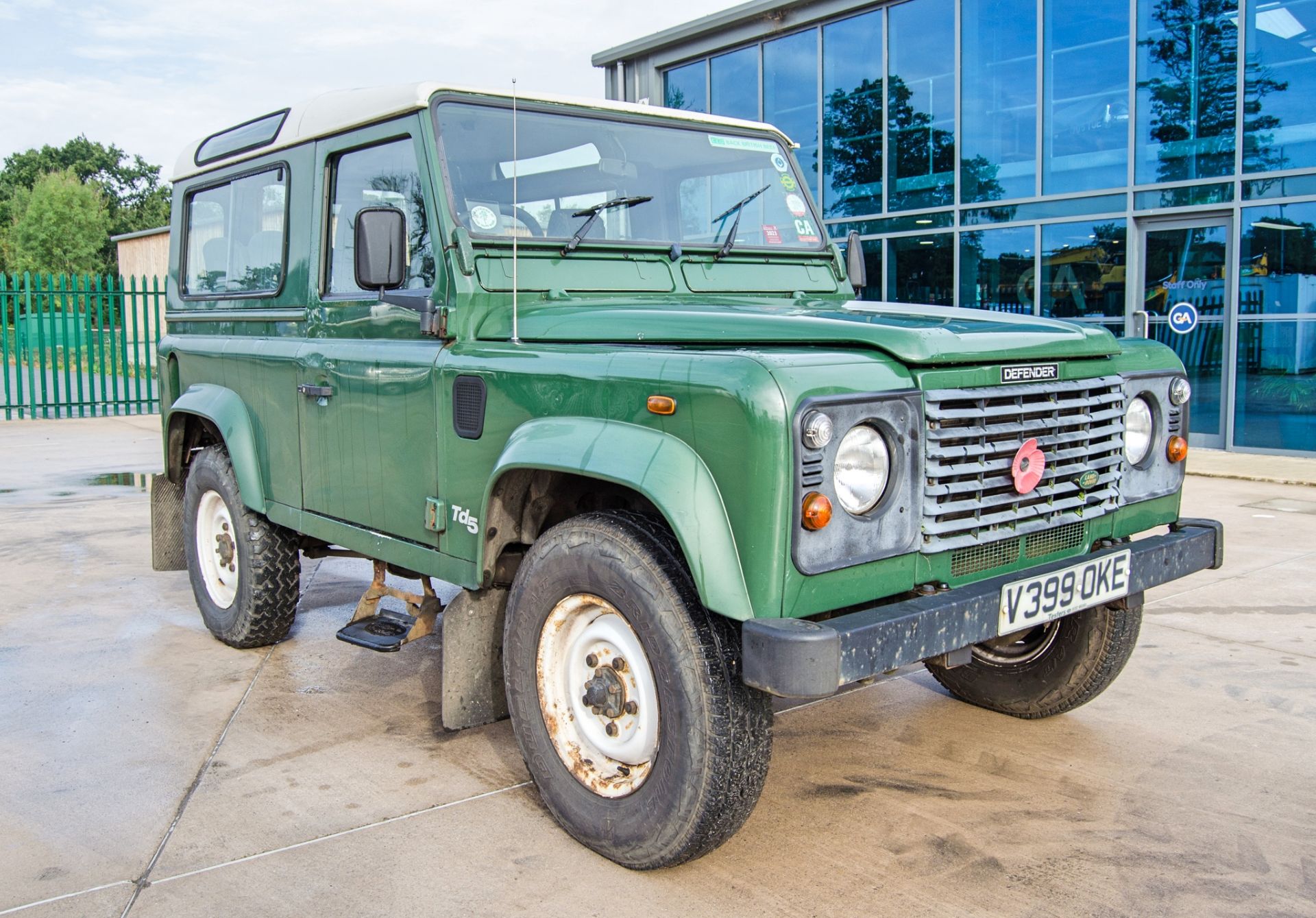 Land Rover Defender 90 County TD5 2500cc 4 wheel drive utility vehicle Registration Number: V399 OKE - Image 2 of 46