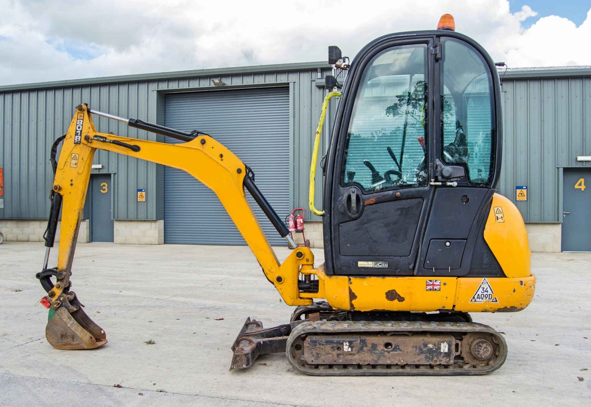 JCB 8018 CTS 1.5 tonne rubber tracked mini excavator Year: 2017 S/N: 2545239 Recorded Hours: 1678 - Image 7 of 26