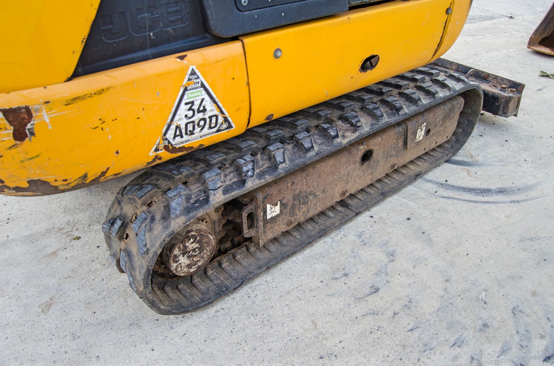 JCB 8018 CTS 1.5 tonne rubber tracked mini excavator Year: 2017 S/N: 2545239 Recorded Hours: 1678 - Image 9 of 26