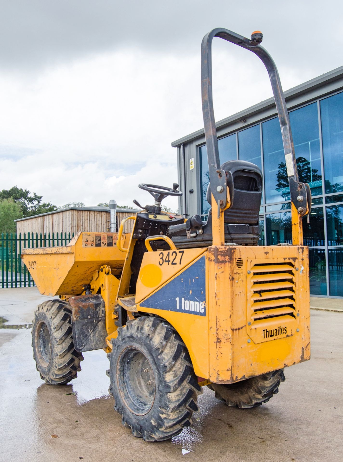 Thwaites 1 tonne hi-tip dumper Year: 2015 S/N: 7D0767 Recorded Hours: 2218 3427 - Image 4 of 22