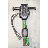 JCB hydraulic anti-vibe breaker A757415