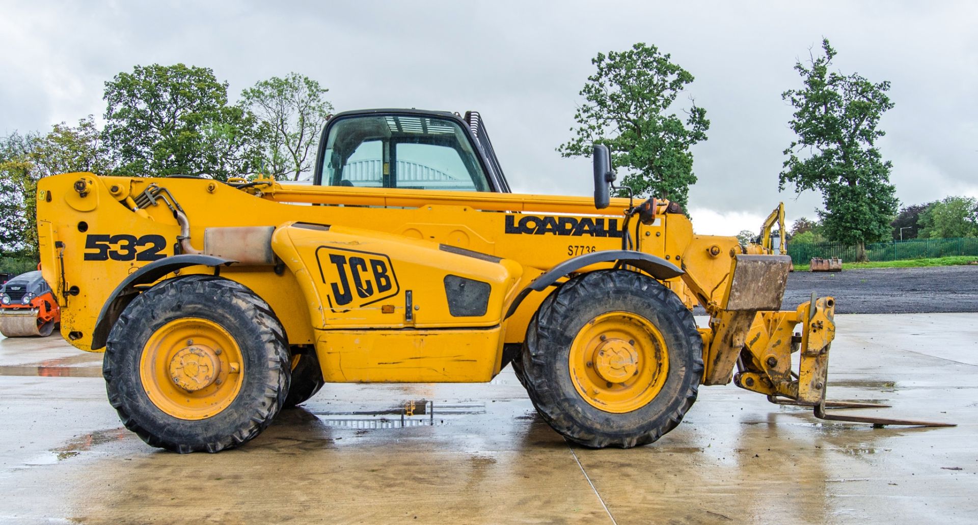 JCB 532-120 12 metre telescopic handler Year: 2003 S/N: 1016719 Recorded Hours: 9371 7736 - Image 8 of 23