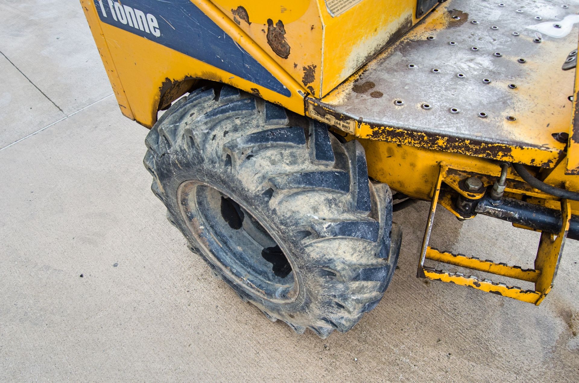 Thwaites 1 tonne hi-tip dumper Year: 2015 S/N: 7D0767 Recorded Hours: 2218 3427 - Image 14 of 22