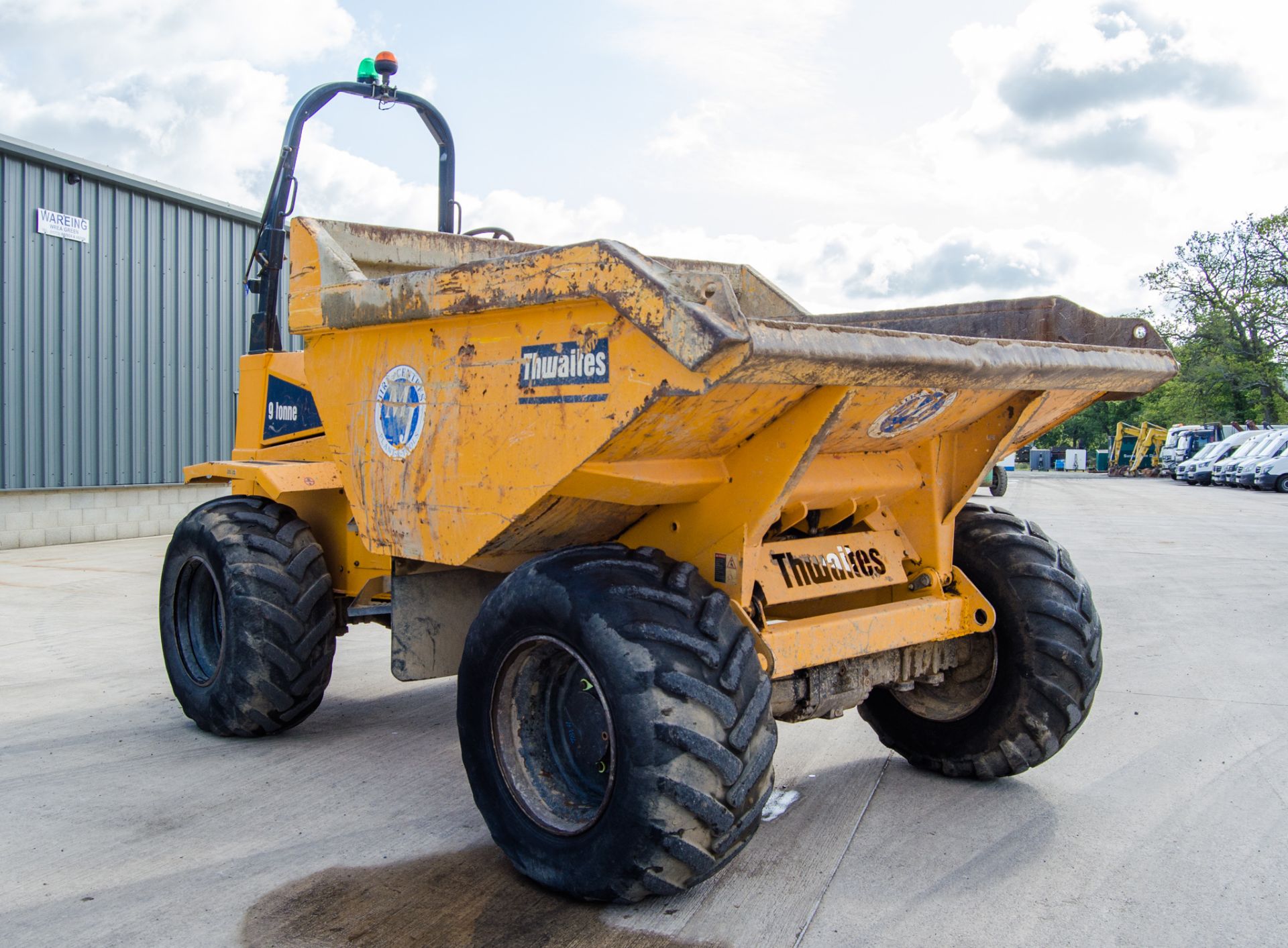 Thwaites 9 tonne straight skip dumper Year: 2016 S/N: 206794 Recorded Hours: 2773 E324841 - Image 2 of 22