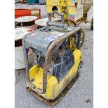 Wacker Neuson diesel driven forward/reverse compactor plate ** Handle detached ** 27886