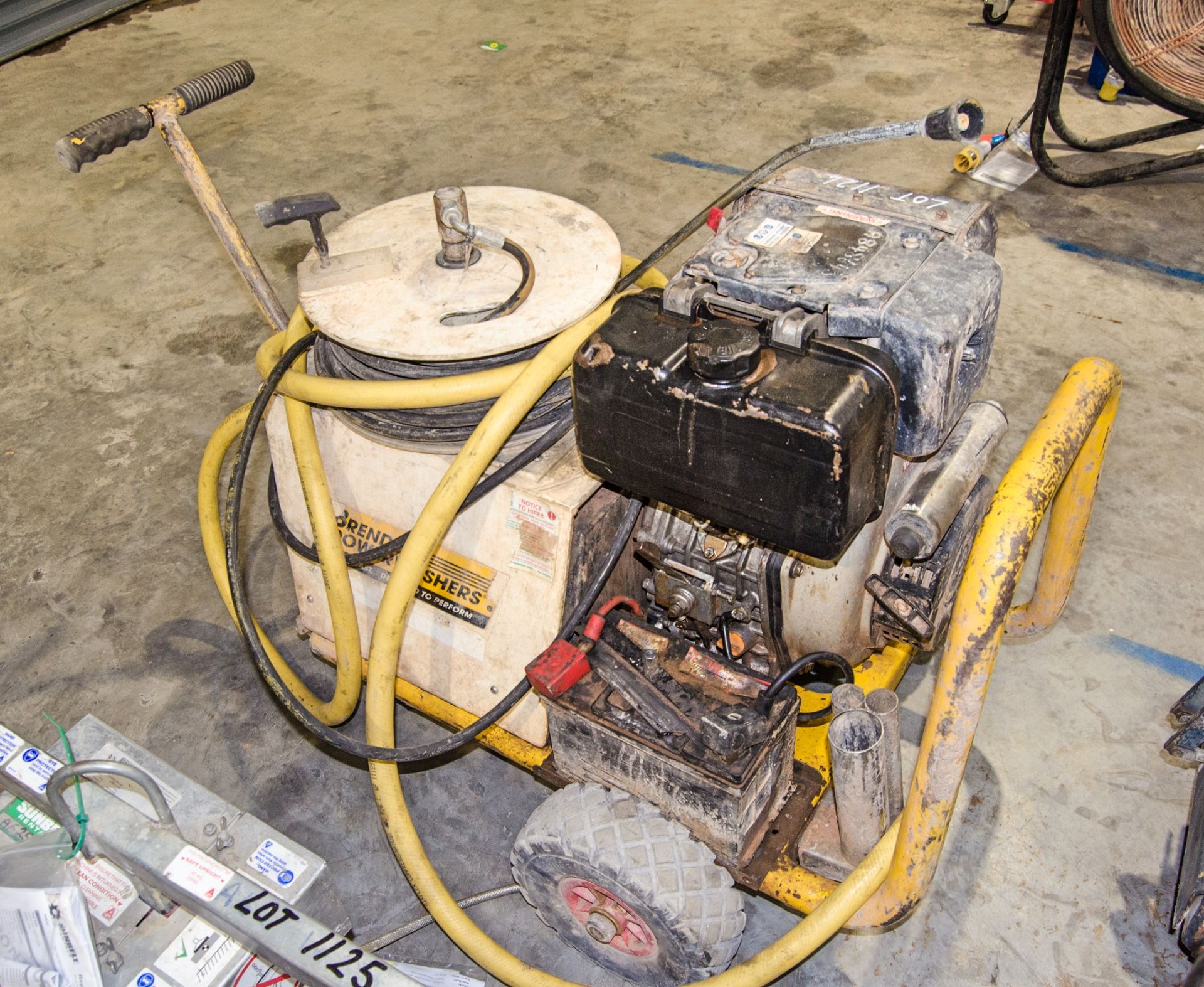 Brendon diesel driven pressure washer c/w hose and lance A848643 - Image 2 of 2