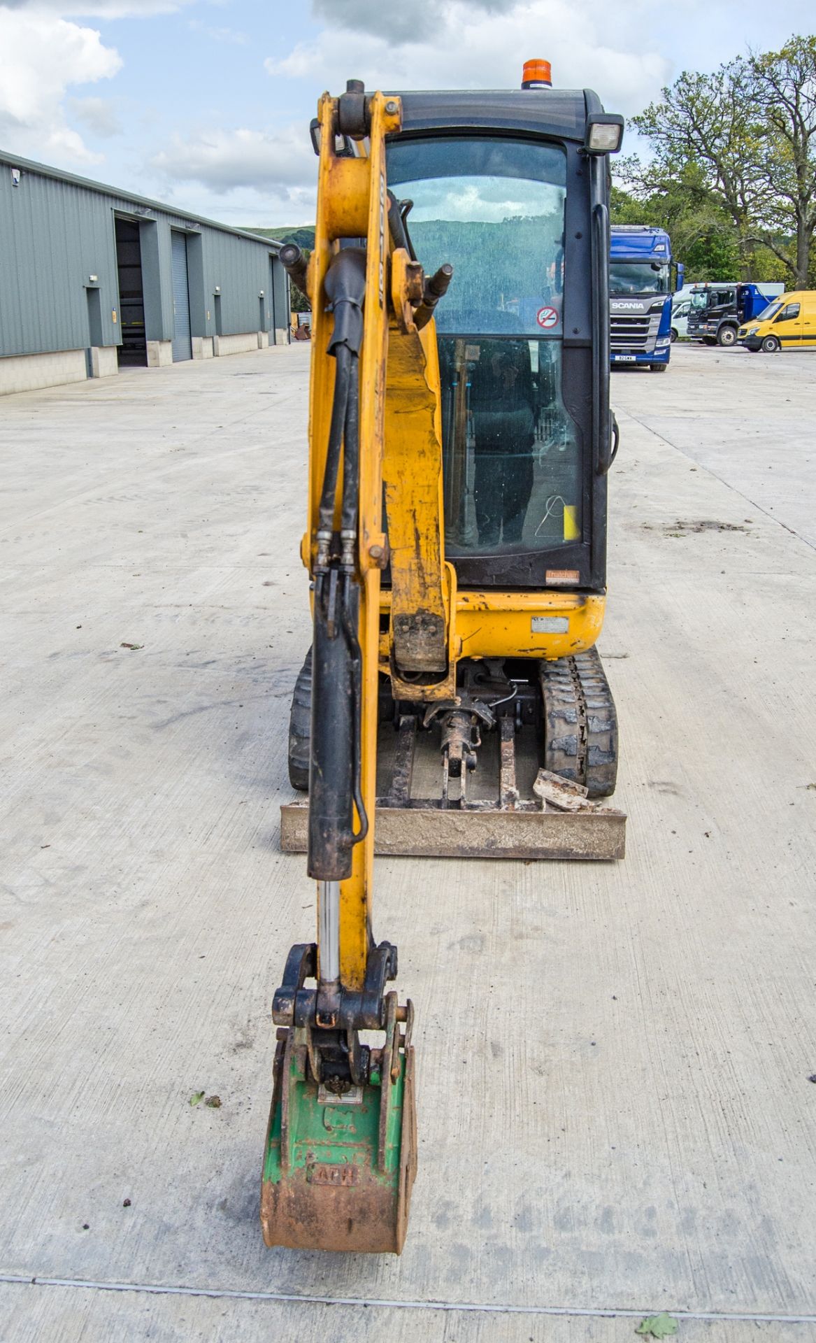 JCB 8018 CTS 1.5 tonne rubber tracked mini excavator Year: 2017 S/N: 2545483 Recorded Hours: 2042 - Image 5 of 26
