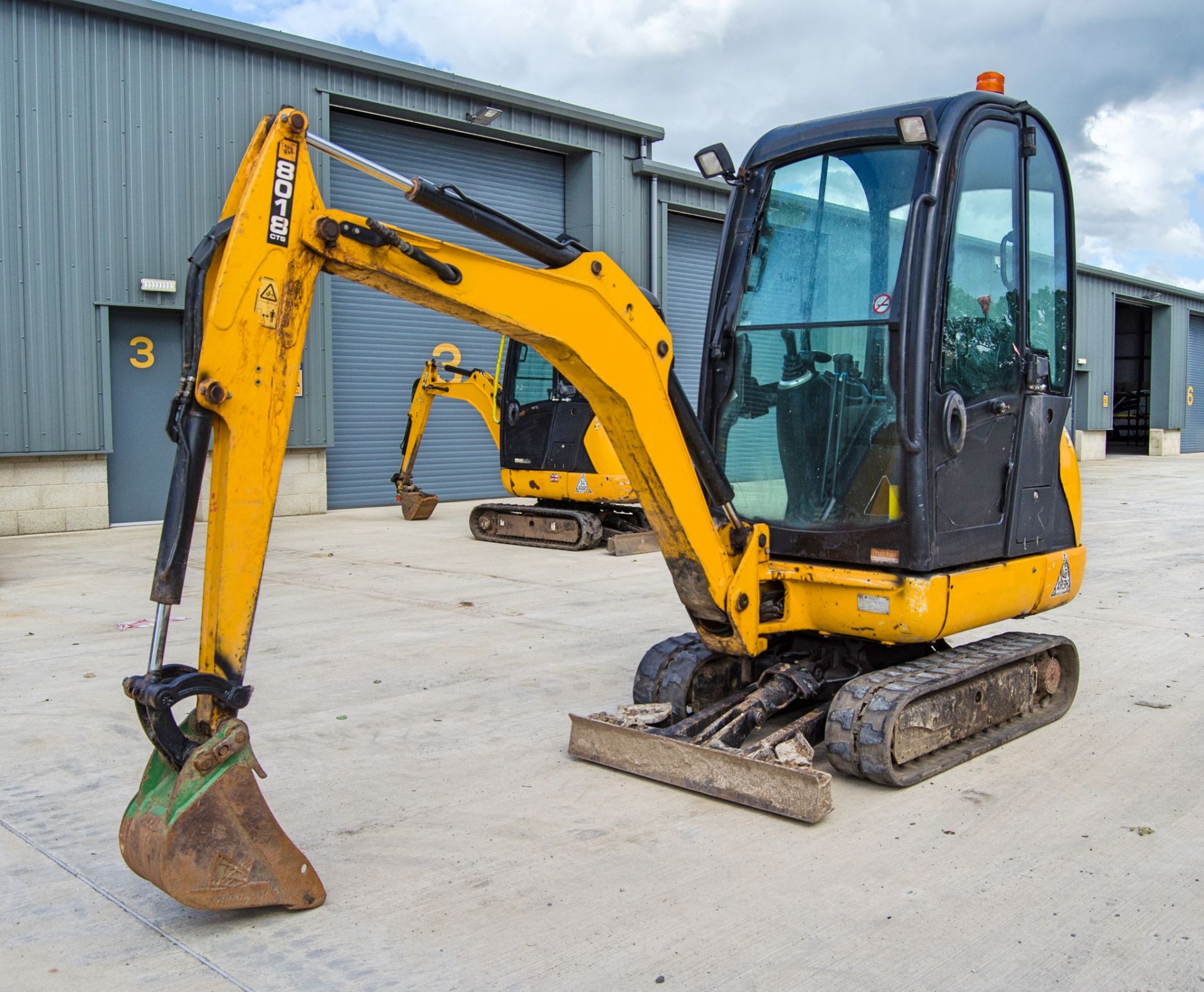 JCB 8018 CTS 1.5 tonne rubber tracked mini excavator Year: 2017 S/N: 2545483 Recorded Hours: 2042