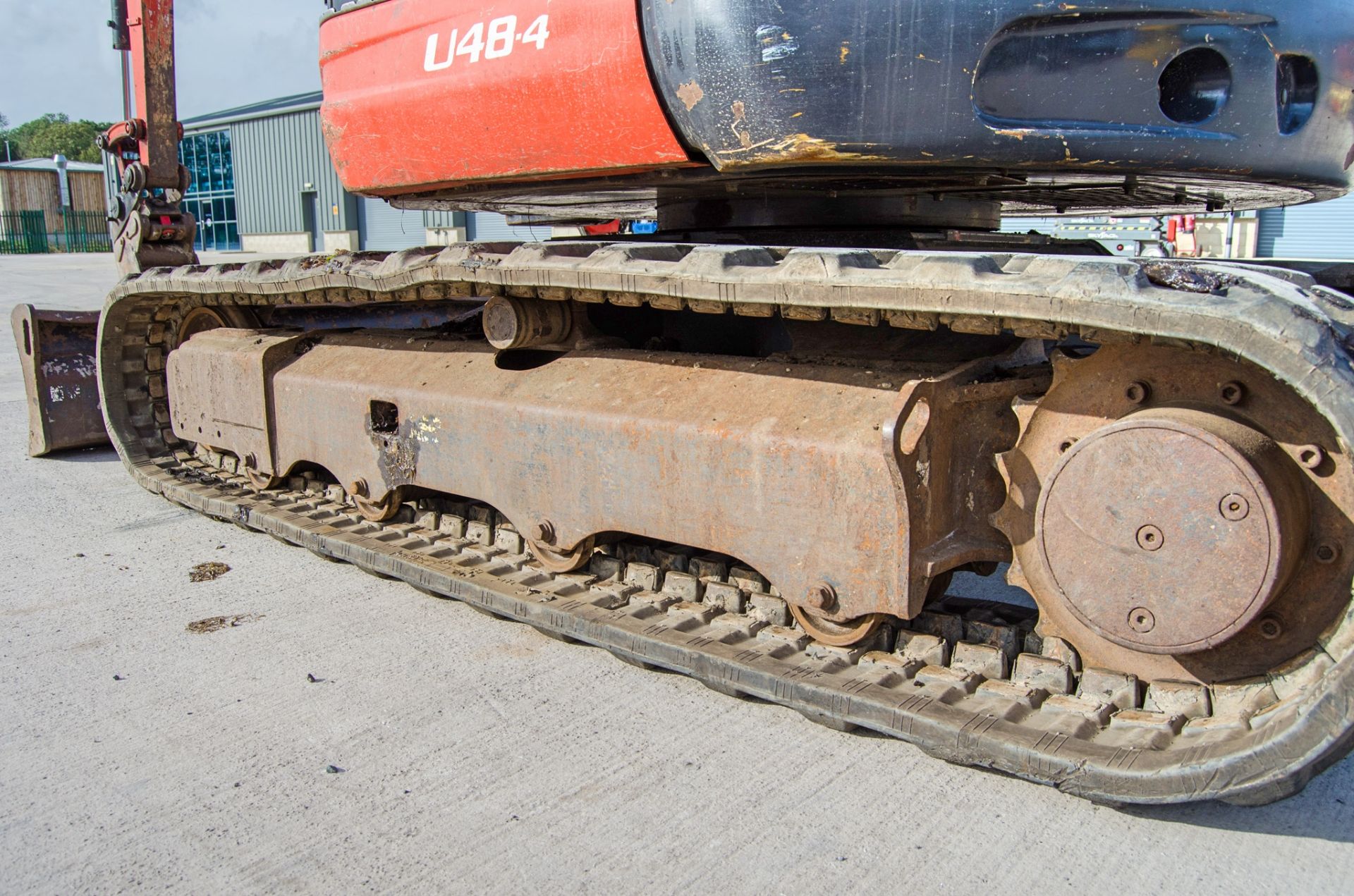 Kubota U48-4 5 tonne rubber tracked excavator Year: 2014 S/N: 051893 Recorded Hours: 3940 blade, - Image 10 of 25