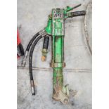 Hydraulic anti-vibe breaker ** Handle broken **