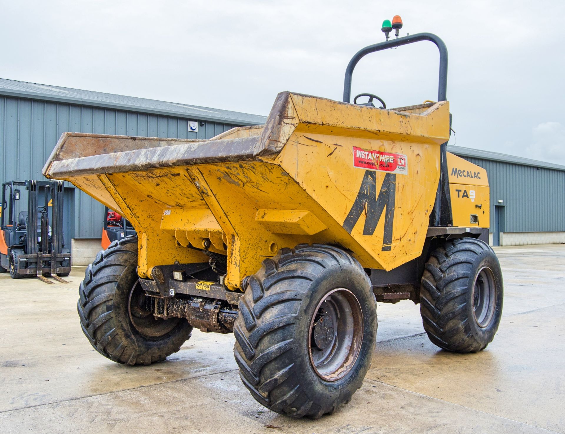 Mecalac TA9 9 tonne straight skip dumper Year: 2018 S/N: EJ2PS4319 Recorded Hours: 2157 82422