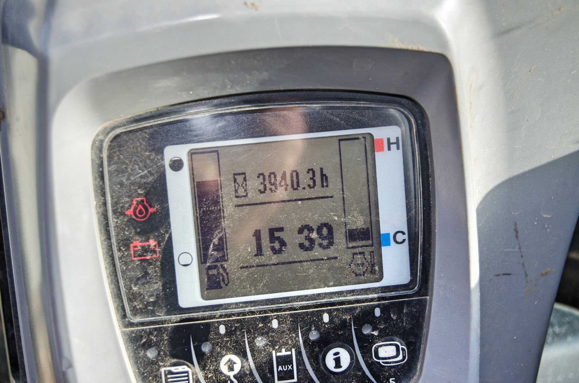 Kubota U48-4 5 tonne rubber tracked excavator Year: 2014 S/N: 051893 Recorded Hours: 3940 blade, - Image 22 of 25