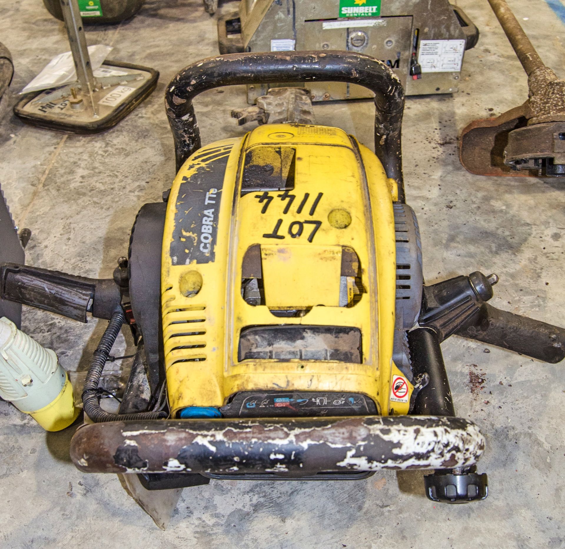 Atlas Copco Cobra TTe petrol driven breaker A983477 - Image 2 of 2