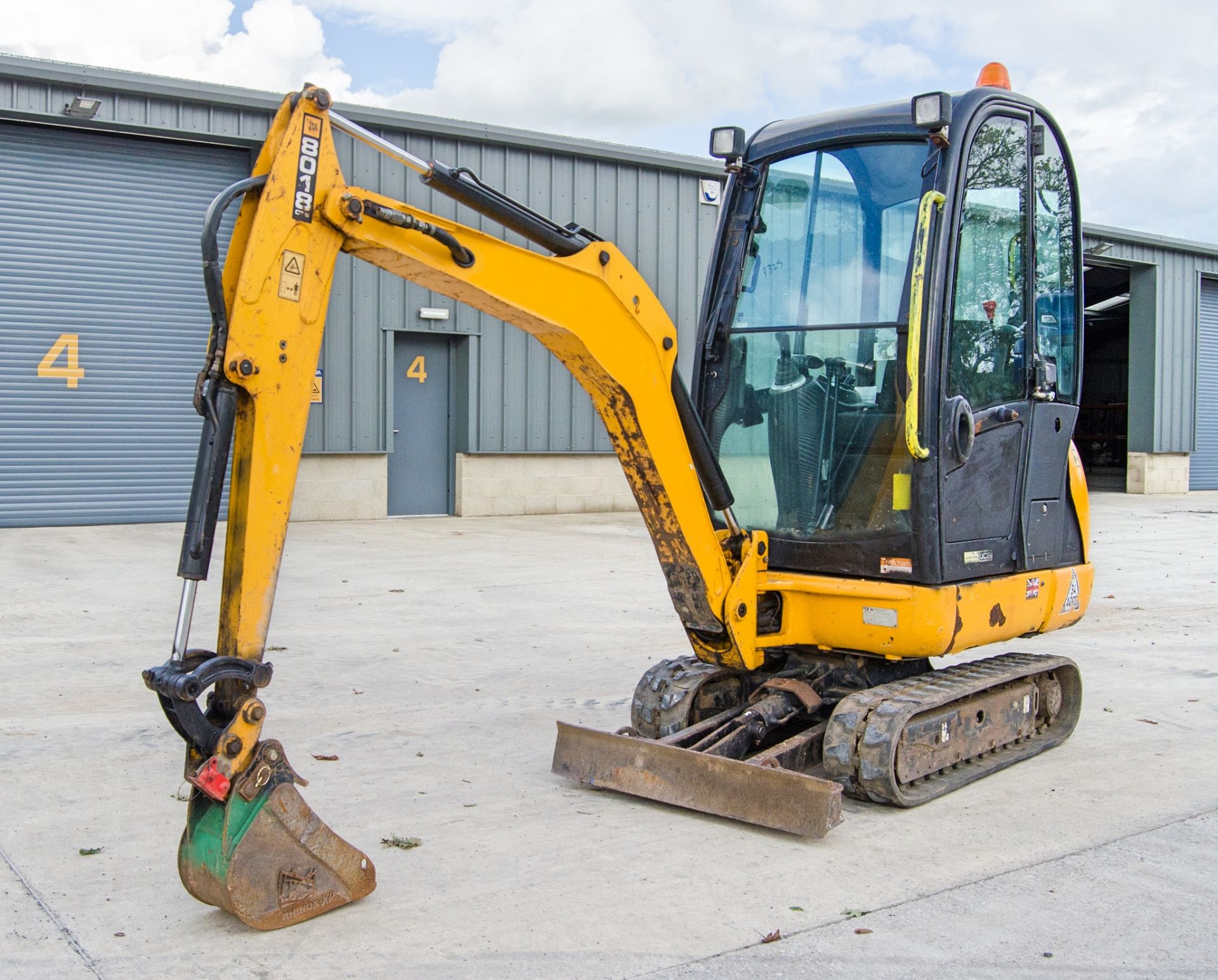 JCB 8018 CTS 1.5 tonne rubber tracked mini excavator Year: 2017 S/N: 2545239 Recorded Hours: 1678