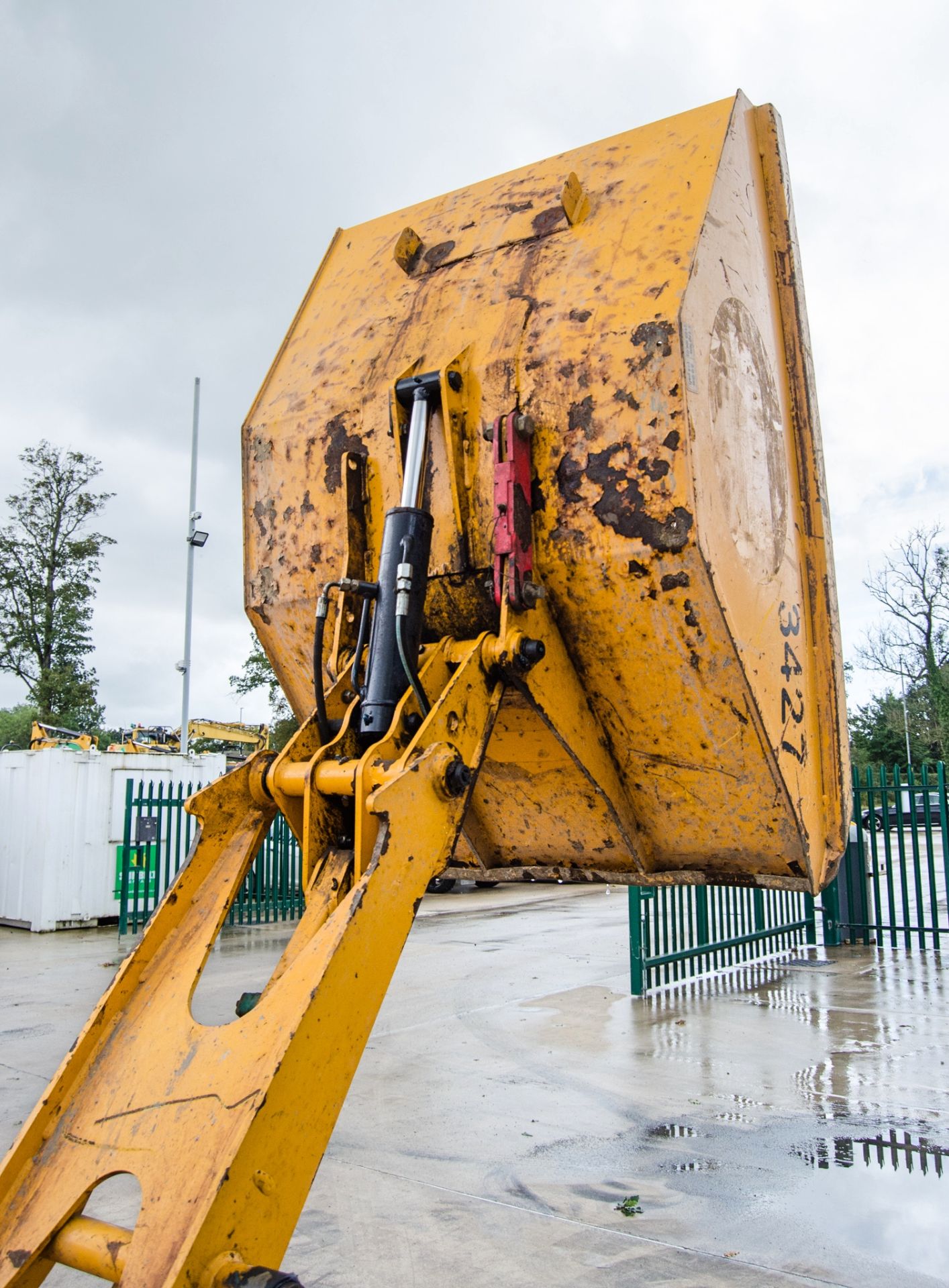 Thwaites 1 tonne hi-tip dumper Year: 2015 S/N: 7D0767 Recorded Hours: 2218 3427 - Image 11 of 22