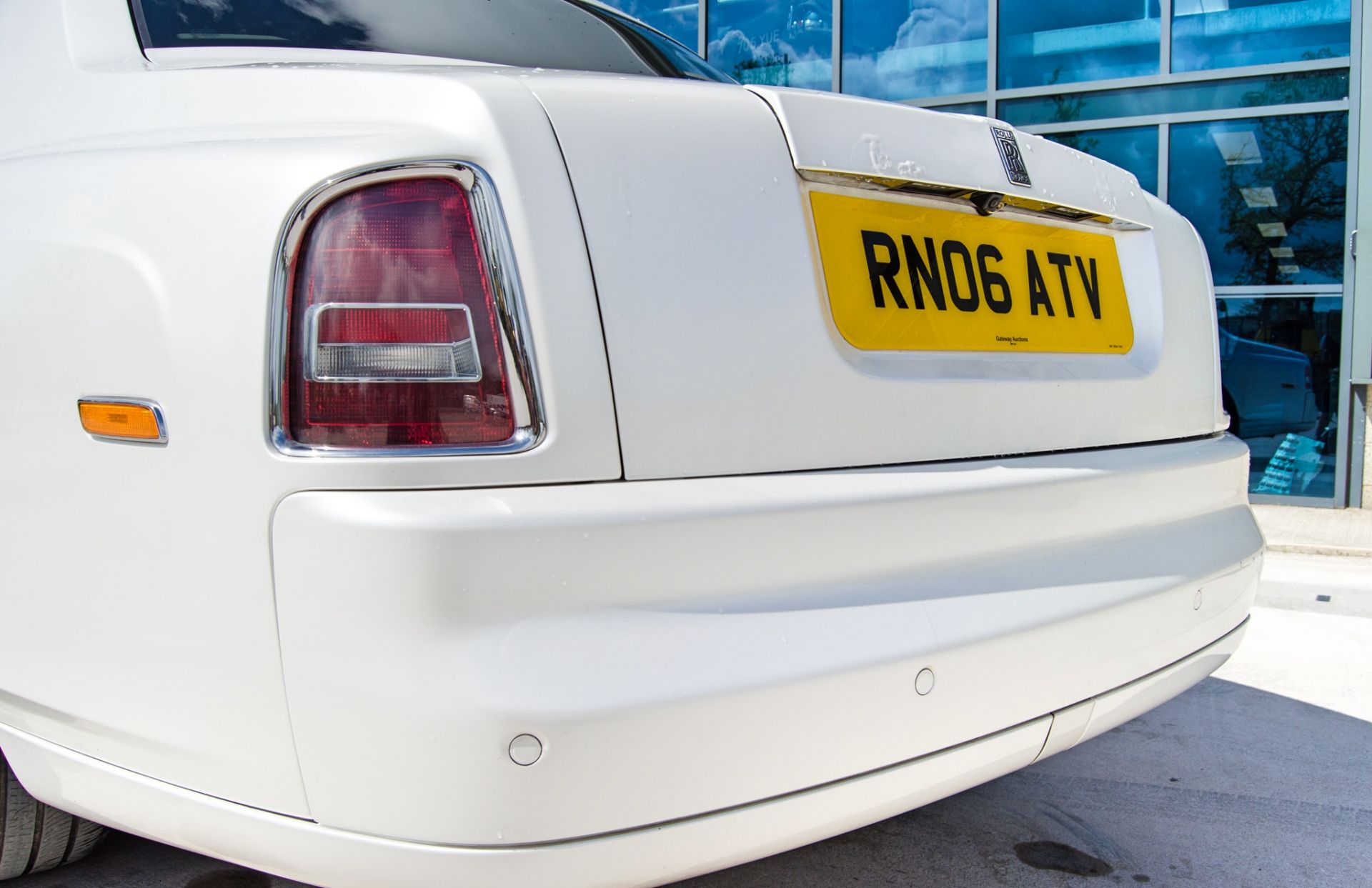 Rolls Royce Phantom 6749cc V12 Auto 4 door saloon car Registration Number: RN06 ATV Date of - Image 24 of 52
