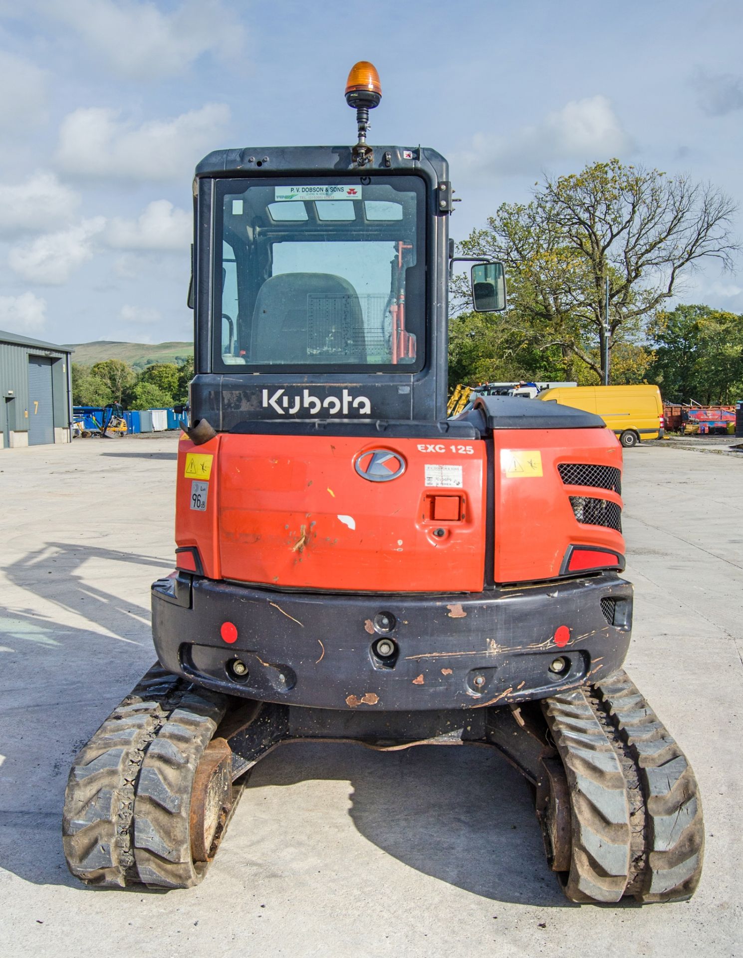 Kubota U48-4 5 tonne rubber tracked excavator Year: 2014 S/N: 051893 Recorded Hours: 3940 blade, - Image 6 of 25