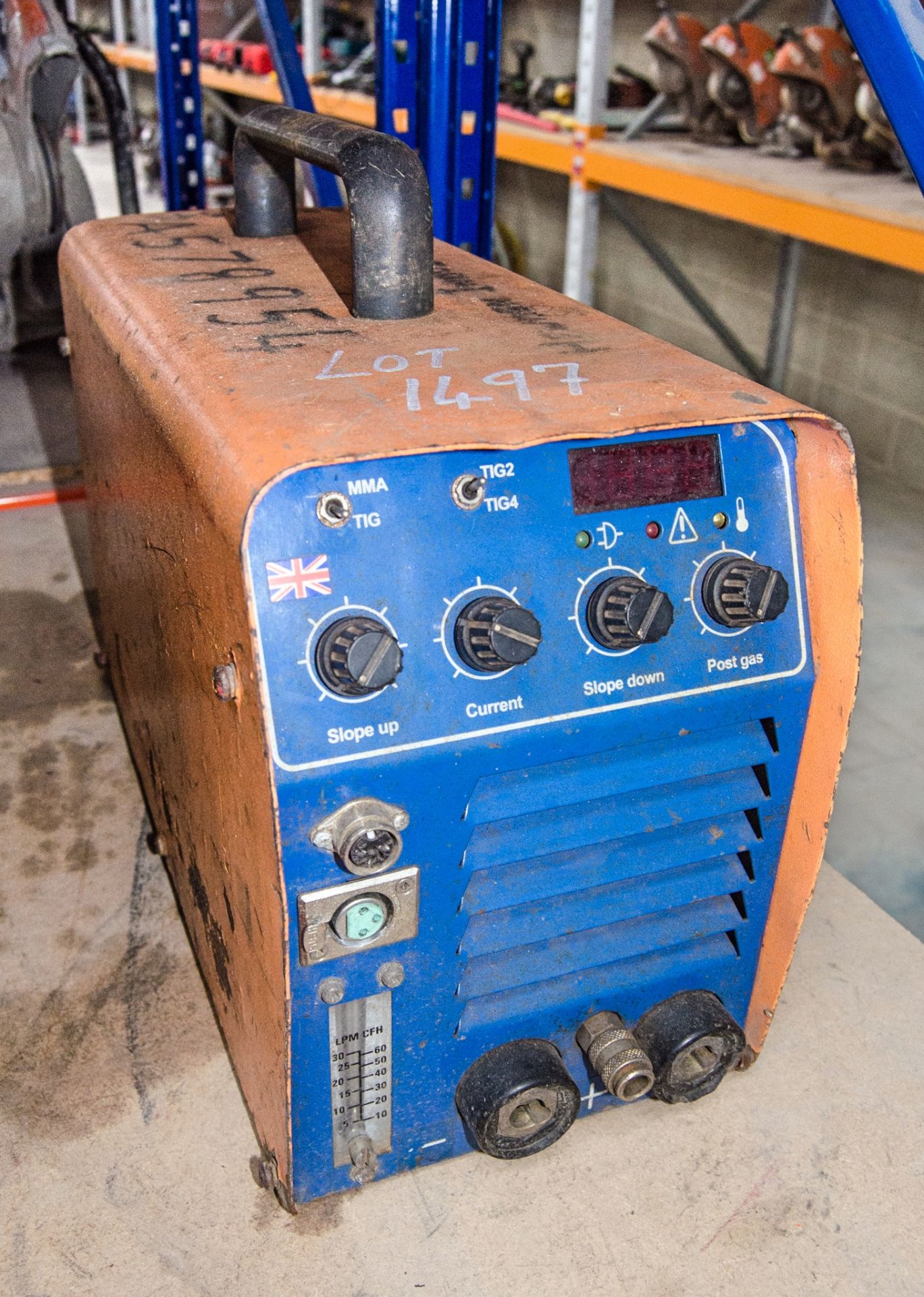 Newarc tig welder A578954