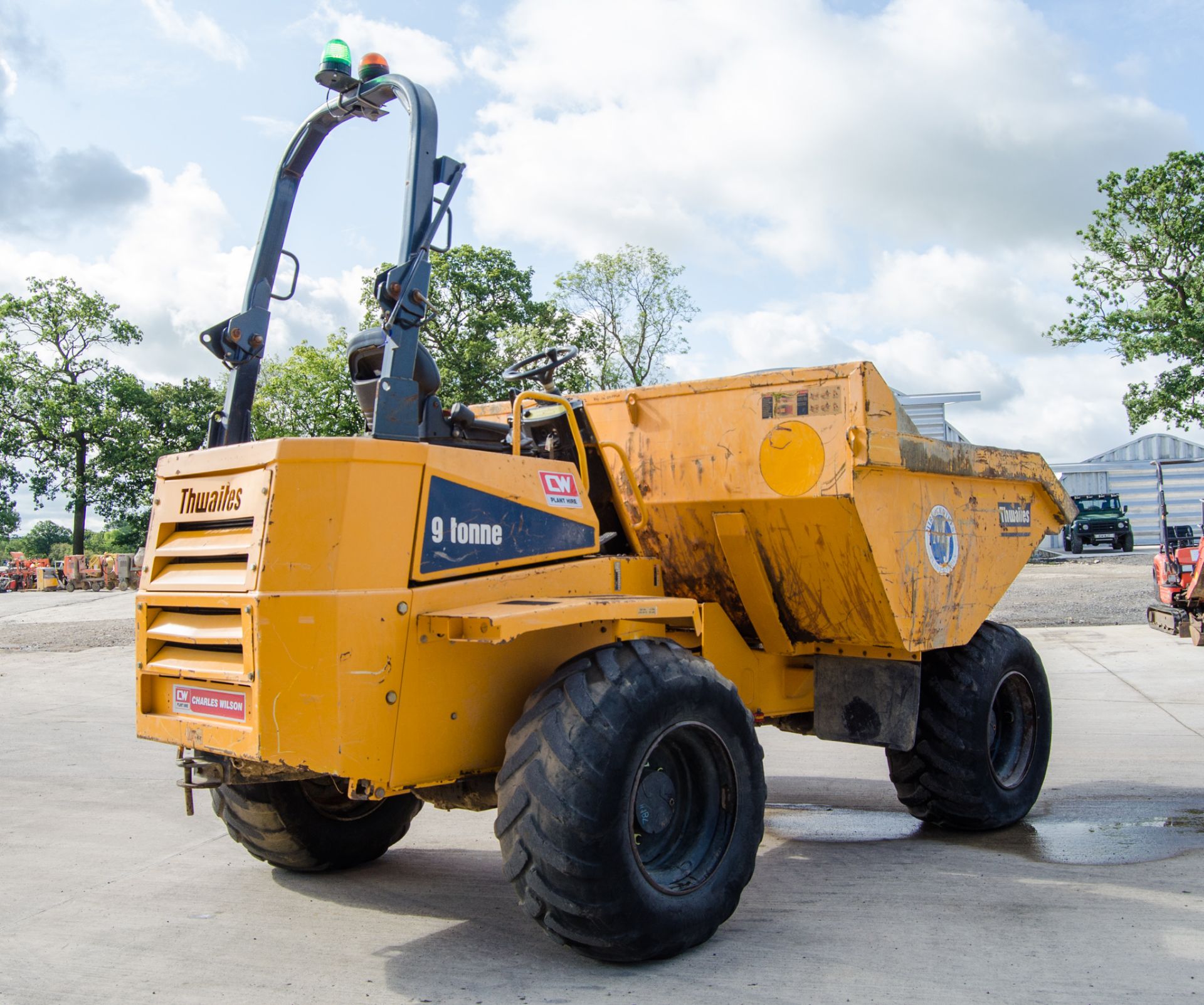 Thwaites 9 tonne straight skip dumper Year: 2016 S/N: 206794 Recorded Hours: 2773 E324841 - Image 3 of 22