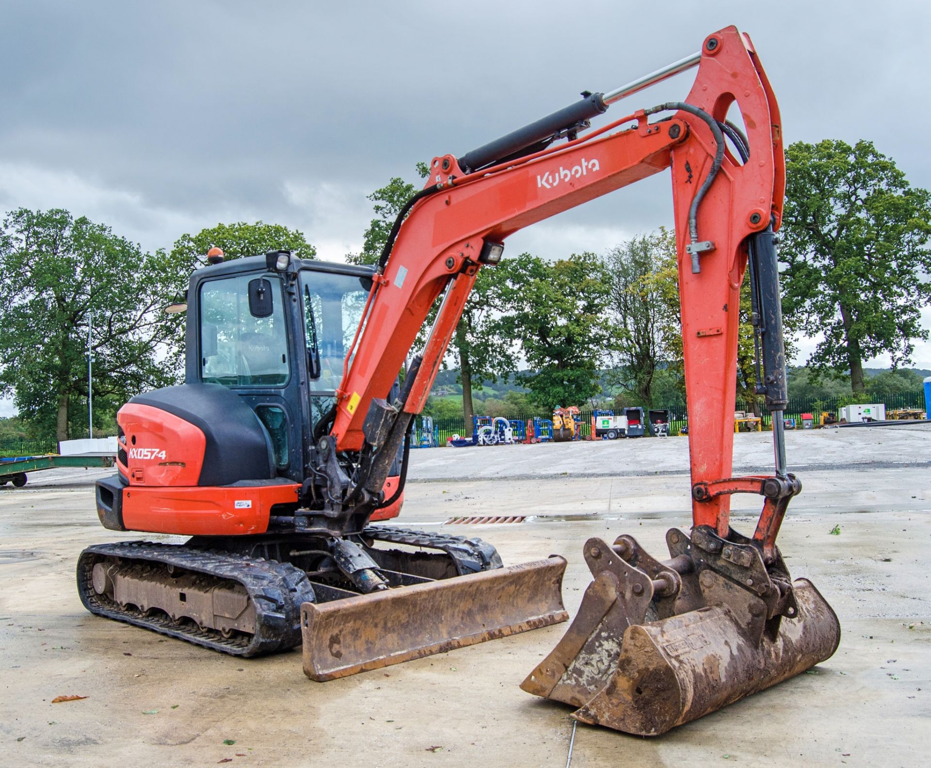 Kubota KX057-4 5.5 tonne rubber tracked excavator Year: 2013 S/N: 52360 Recorded Hours: 4660 - Image 2 of 24