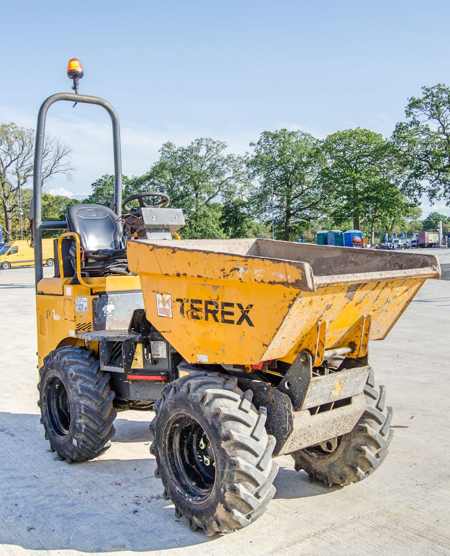 Terex TA1EH 1 tonne hi-tip dumper Year: 2014 S/N: EE9NY2095 Recorded Hours: 1424 A644704 - Image 2 of 22