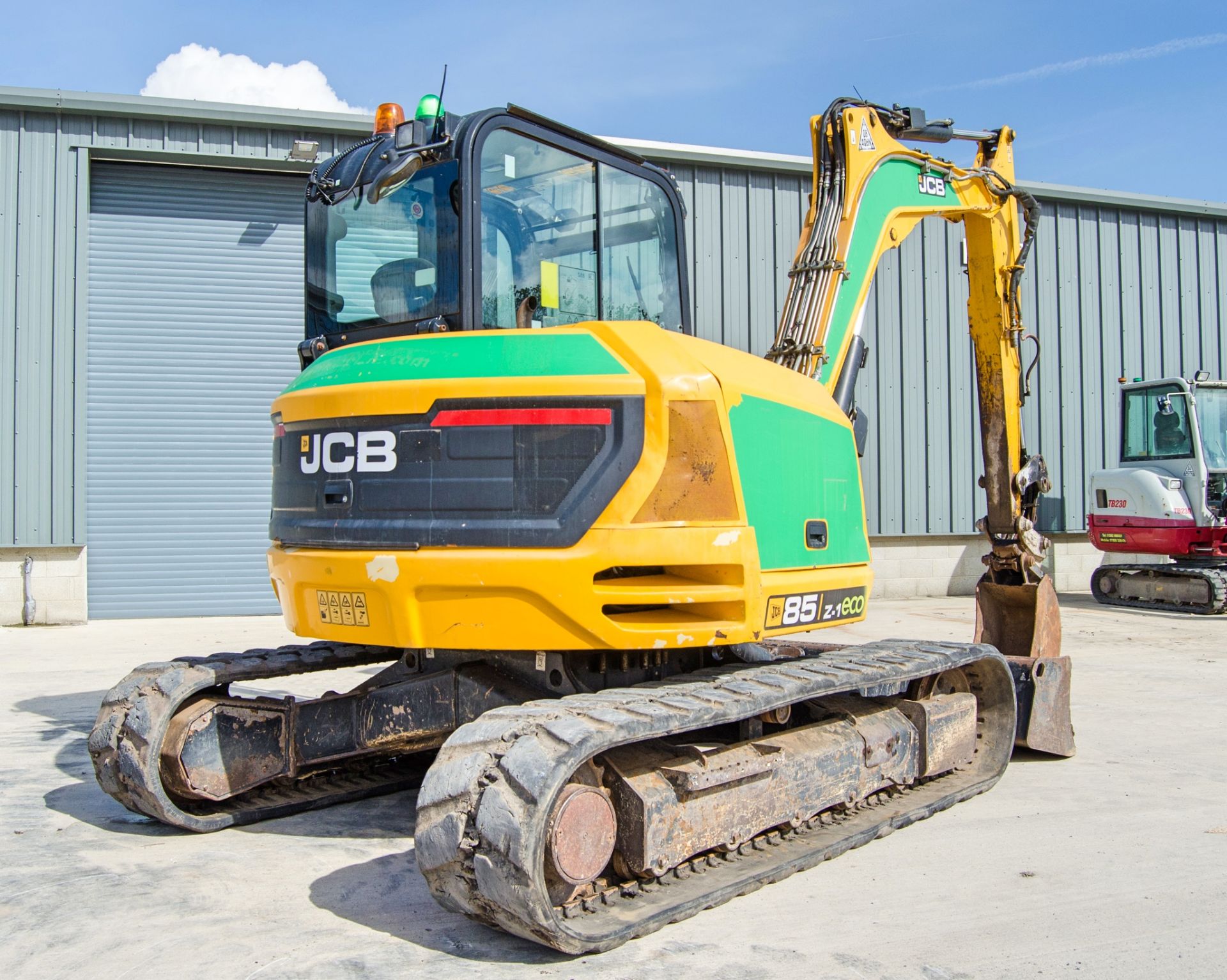 JCB 85 Z-1 Eco 8.5 tonne rubber tracked excavator Year: 2017 S/N: 2901056 Recorded Hours: 4174 - Image 4 of 25