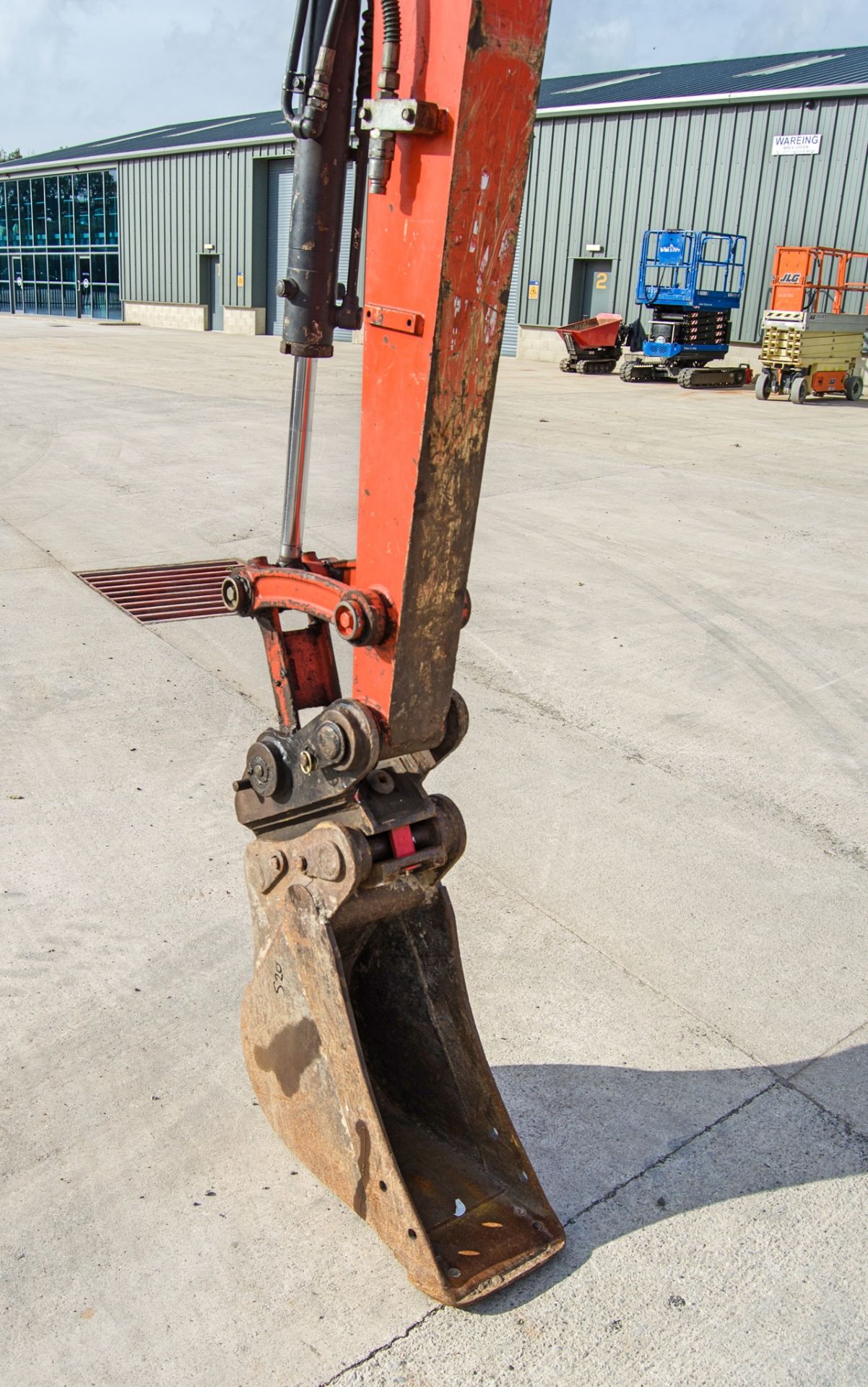 Kubota U48-4 5 tonne rubber tracked excavator Year: 2014 S/N: 051893 Recorded Hours: 3940 blade, - Image 16 of 25