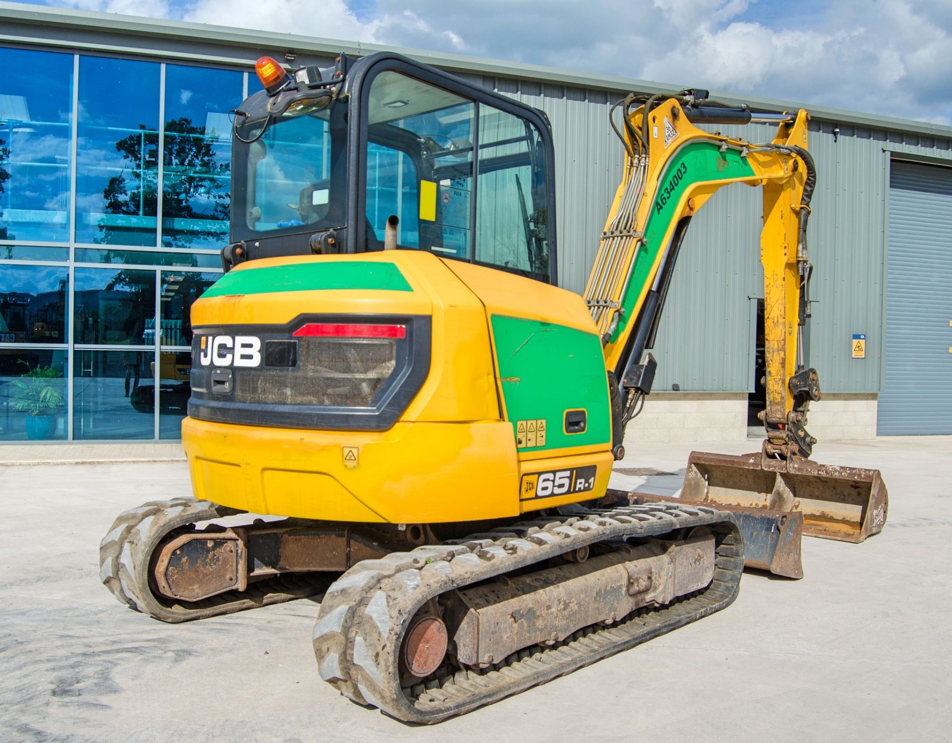 JCB 65 R-1 6.5 tonne rubber tracked excavator Year: 2015 S/N: 1914106 Recorded Hours: 176 (Suspect - Image 4 of 26