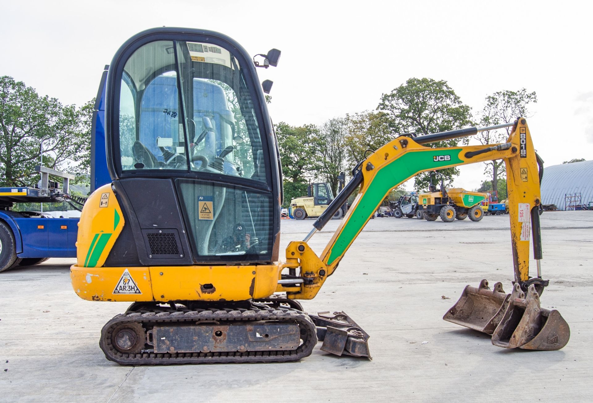 JCB 8018 CTS 1.5 tonne rubber tracked mini excavator Year: 2017 S/N: 2545488 Recorded Hours: 1284 - Image 8 of 26