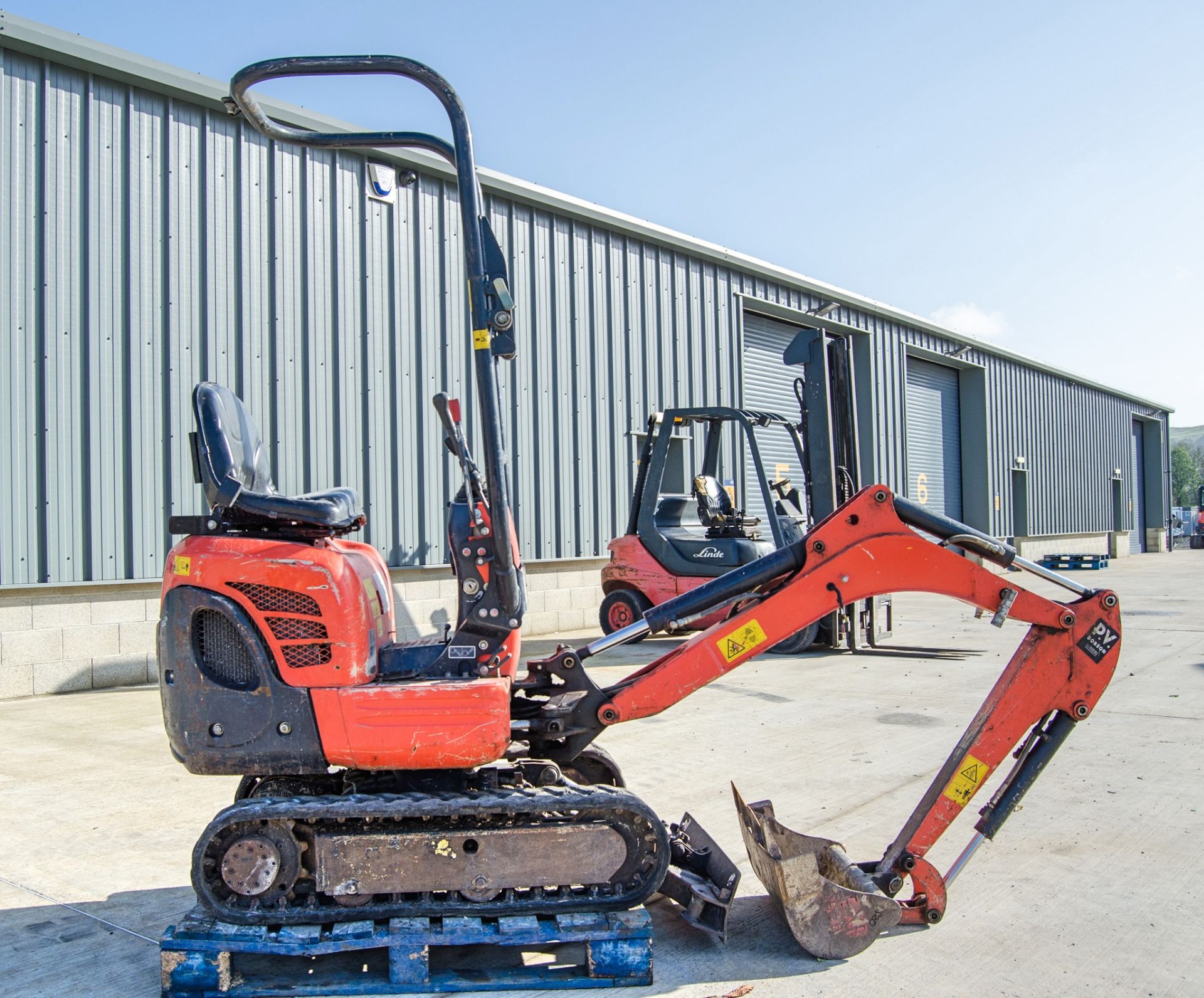 Kubota KX008-3 0.8 tonne rubber tracked micro excavator Year: 2019 S/N: 31814 Recorded Hours: 1318 - Image 7 of 25