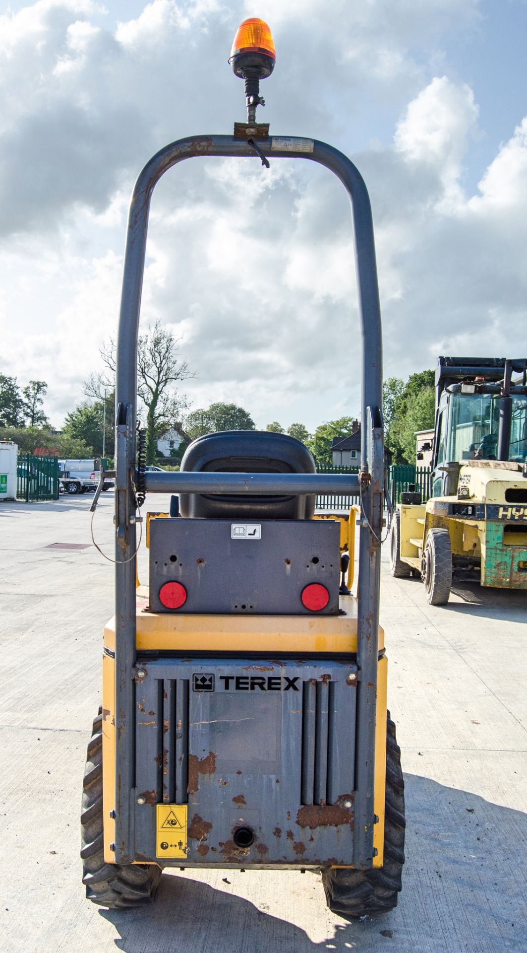 Terex TA1EH 1 tonne hi-tip dumper Year: 2014 S/N: EE9NY2095 Recorded Hours: 1424 A644704 - Image 6 of 22