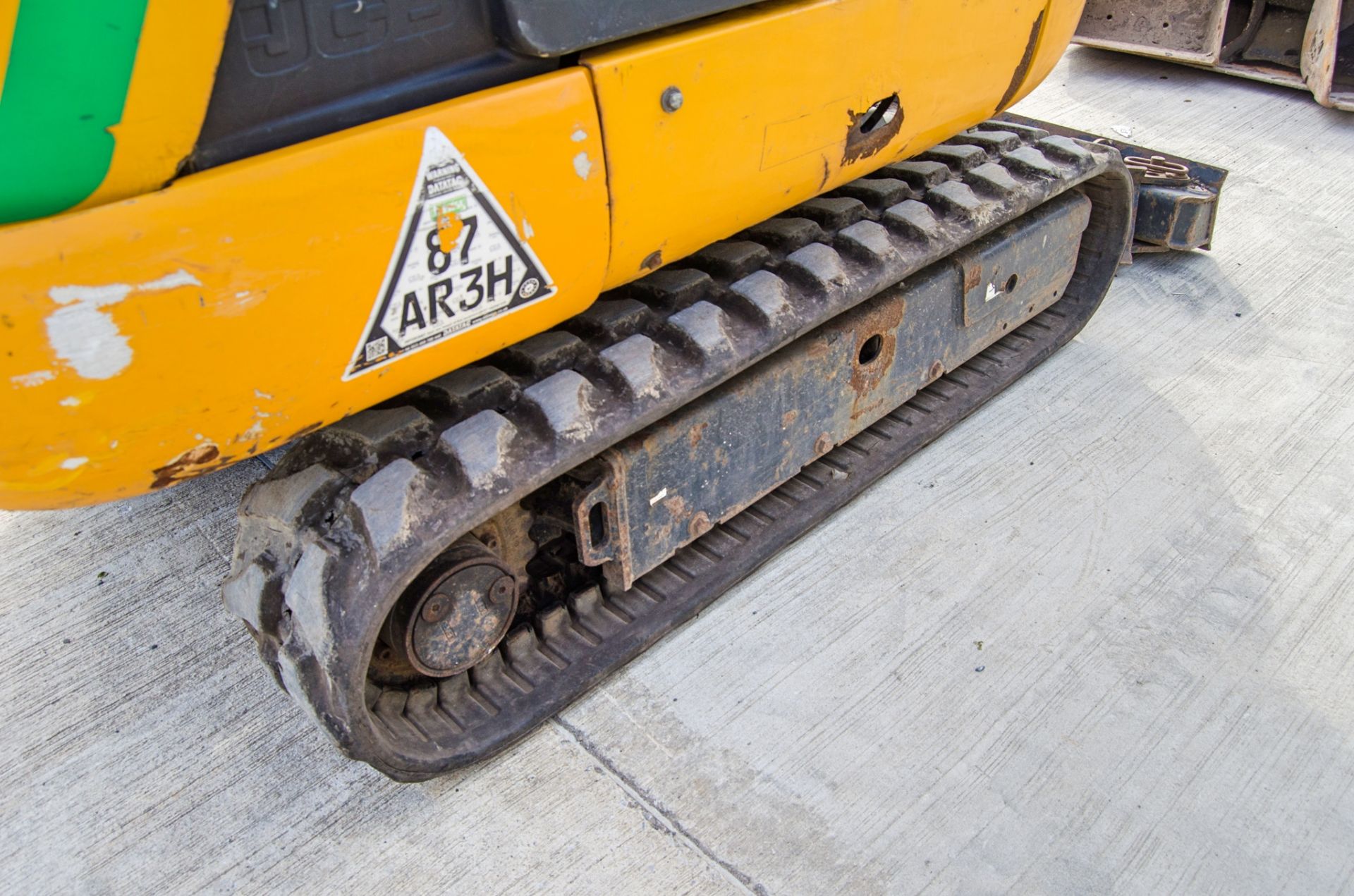 JCB 8018 CTS 1.5 tonne rubber tracked mini excavator Year: 2017 S/N: 2545488 Recorded Hours: 1284 - Image 9 of 26