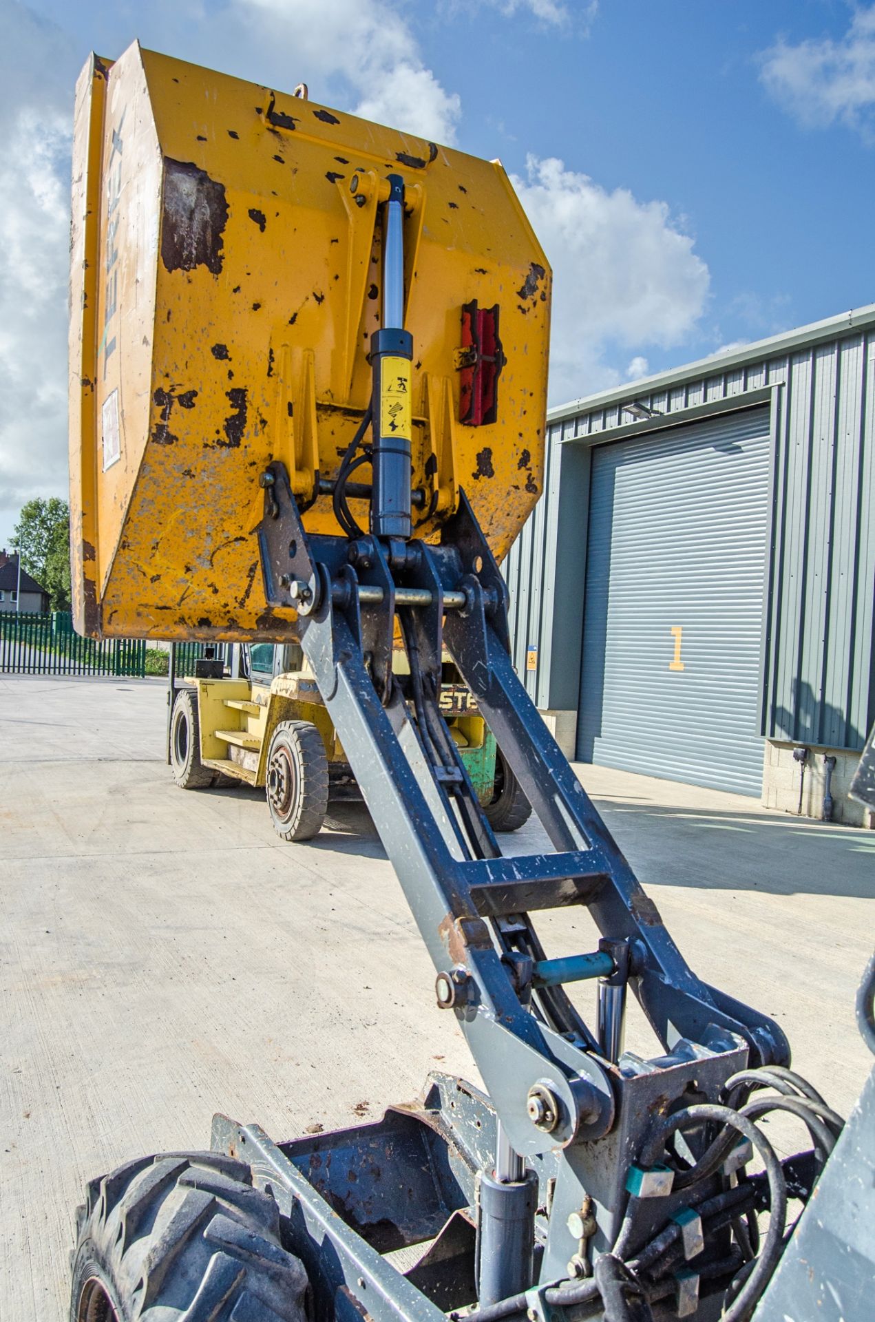 Terex TA1EH 1 tonne hi-tip dumper Year: 2014 S/N: EE9NY2095 Recorded Hours: 1424 A644704 - Image 11 of 22