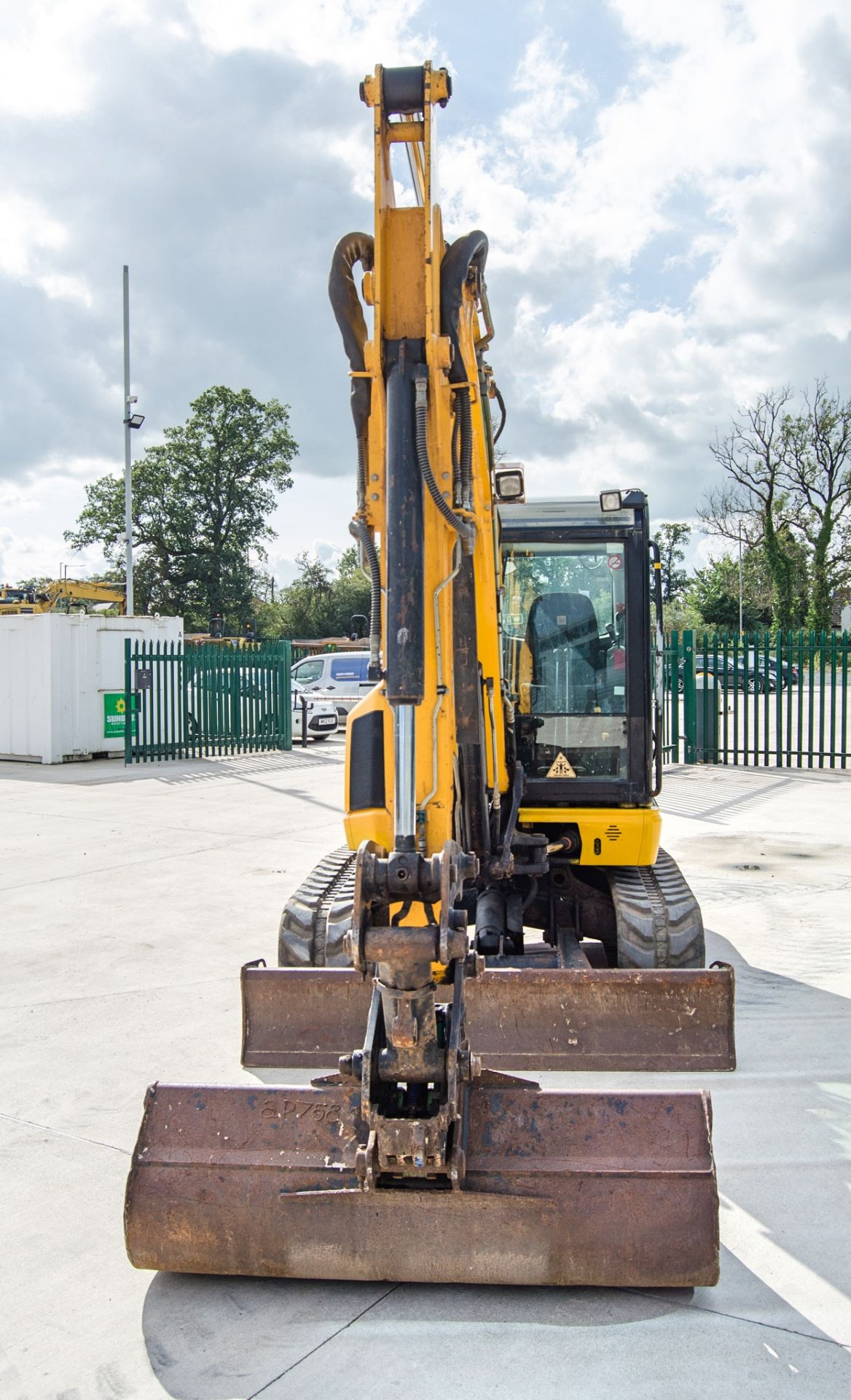 JCB 65 R-1 6.5 tonne rubber tracked excavator Year: 2015 S/N: 1914106 Recorded Hours: 176 (Suspect - Image 5 of 26