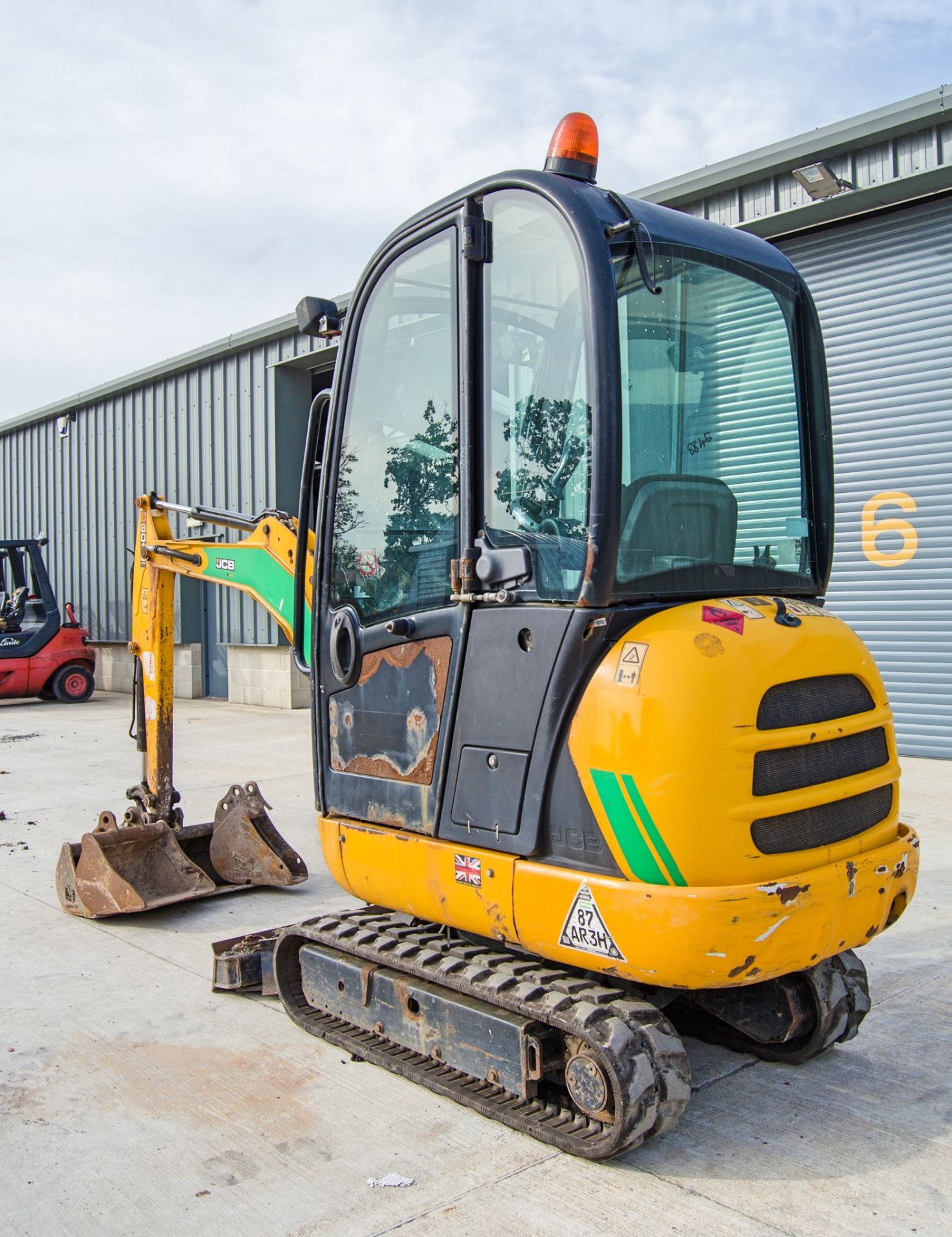 JCB 8018 CTS 1.5 tonne rubber tracked mini excavator Year: 2017 S/N: 2545488 Recorded Hours: 1284 - Image 4 of 26