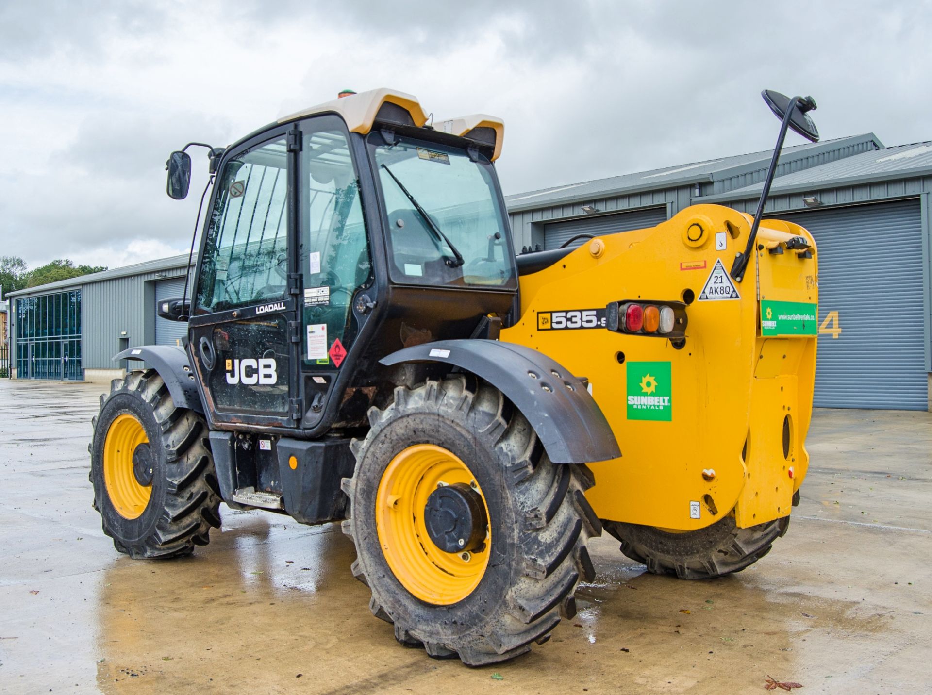 JCB 535-95 9.5 metre telescopic handler Year: 2014 S/N: 2342126 Recorded Hours: 4284 A638502 - Image 4 of 24