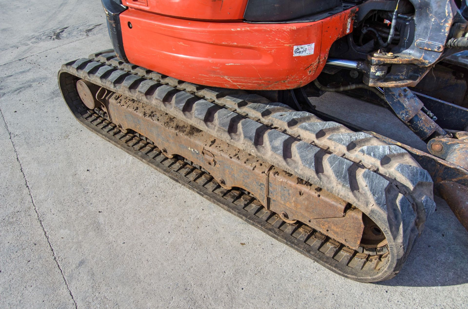 Kubota U48-4 5 tonne rubber tracked excavator Year: 2014 S/N: 051893 Recorded Hours: 3940 blade, - Image 11 of 25