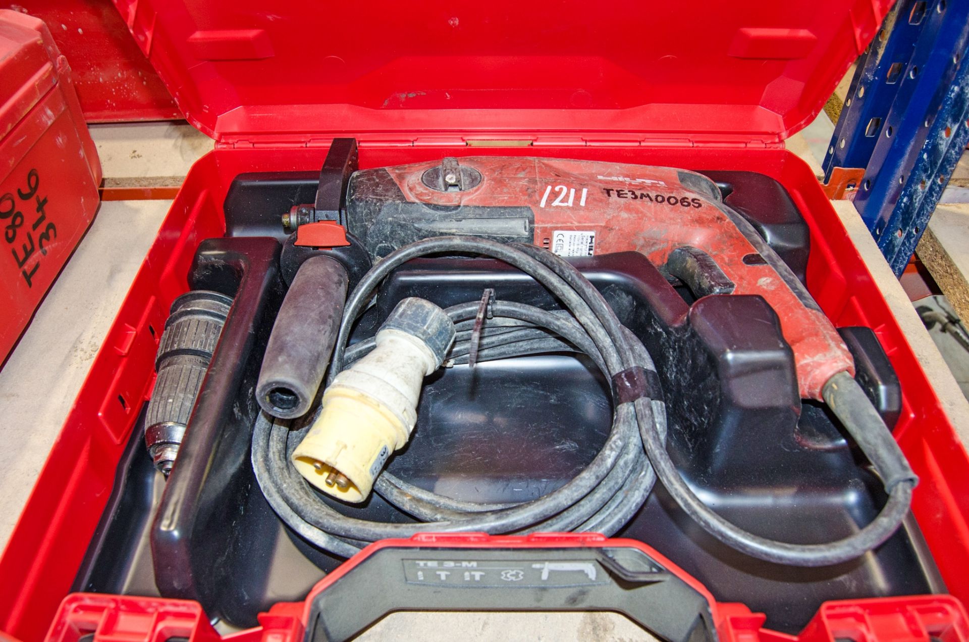 Hilti TE3-M 110v hammer drill c/w carry case TE3M006S